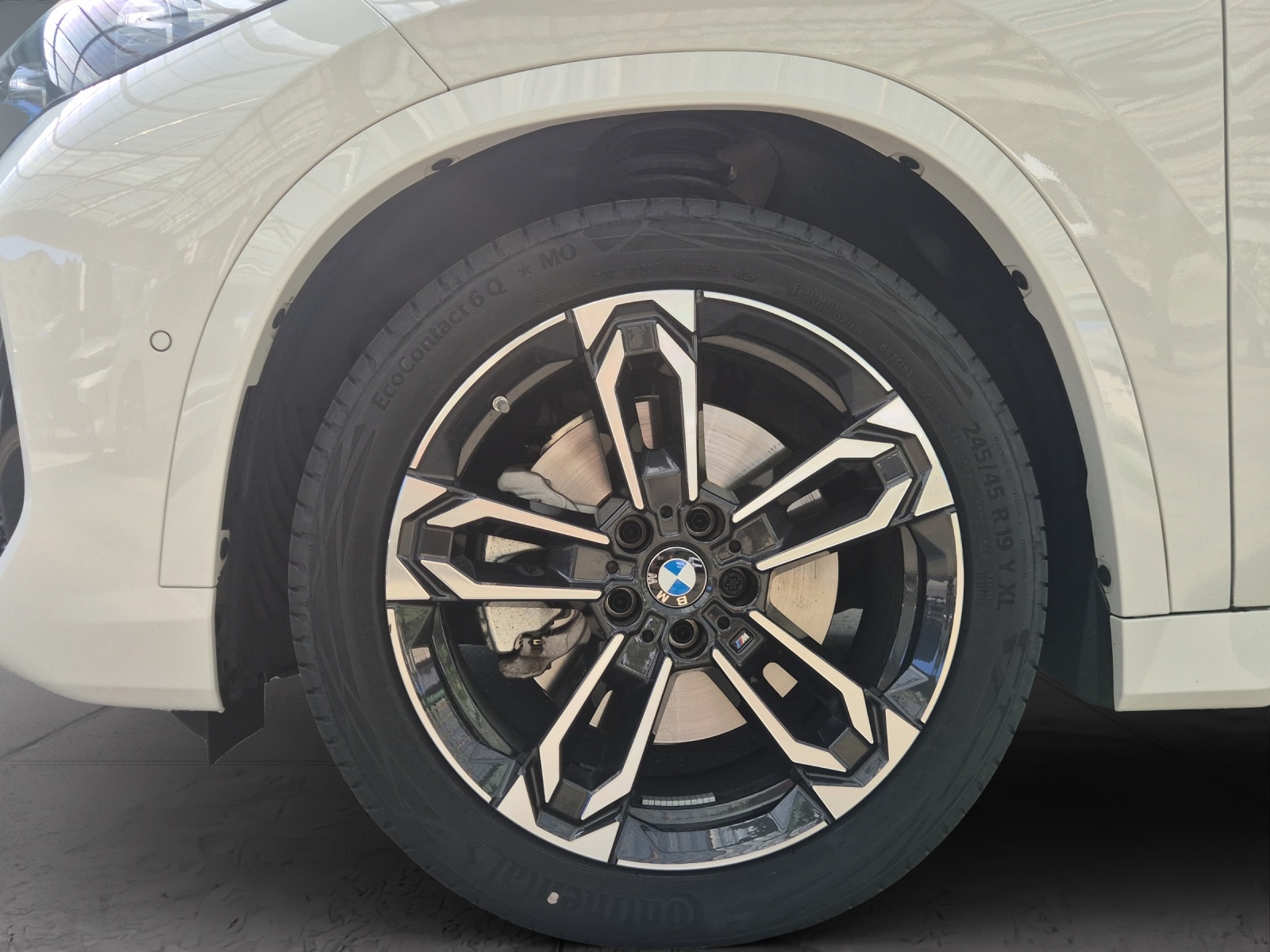 BMW X1 23d xDrive paddles-image-8