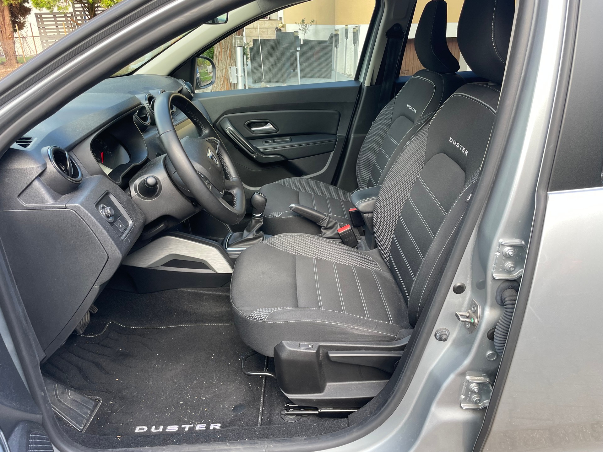 DACIA Duster TCe 150 Journey EDC 4x2-image-10