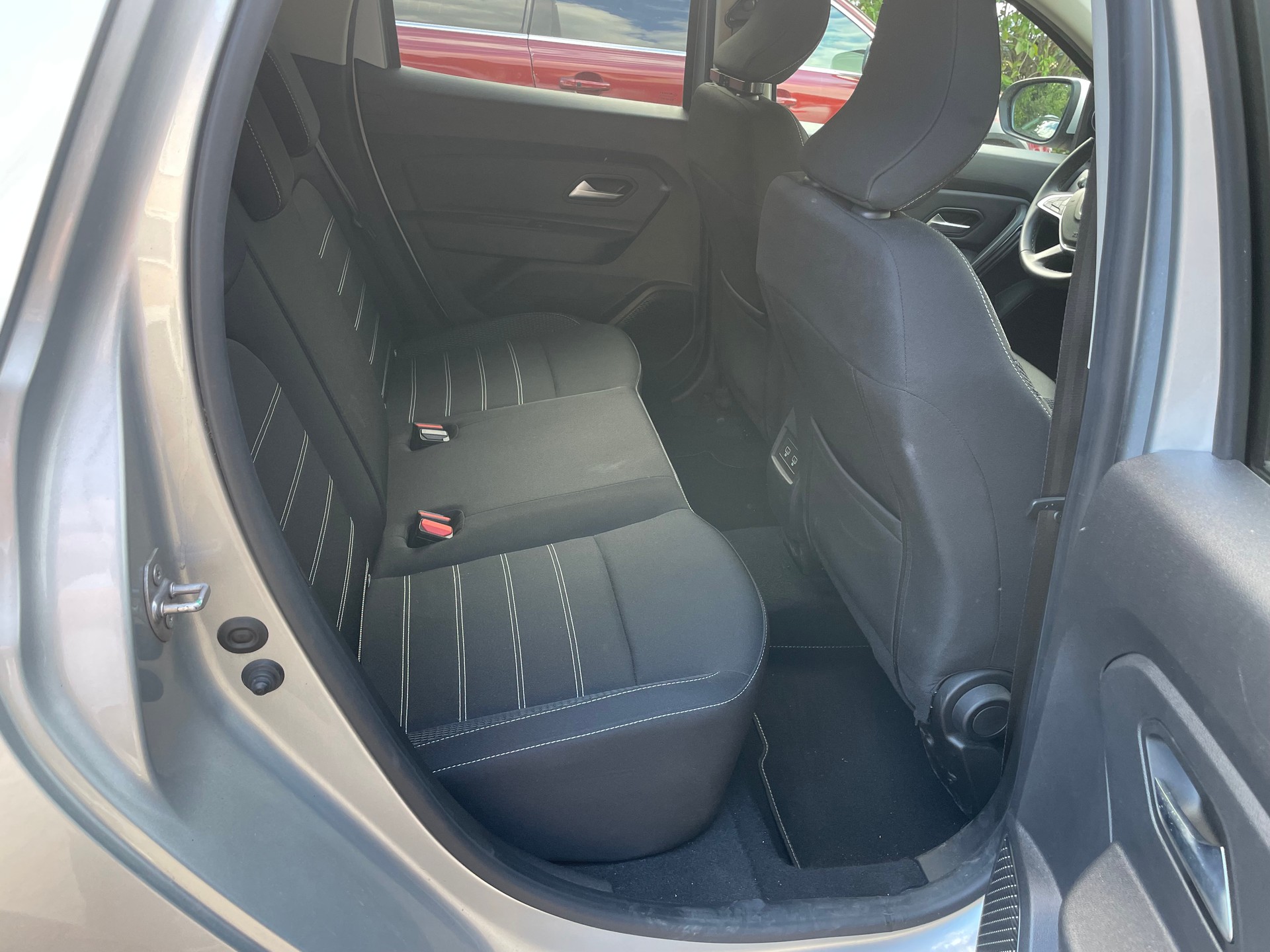 DACIA Duster TCe 150 Journey EDC 4x2-image-12
