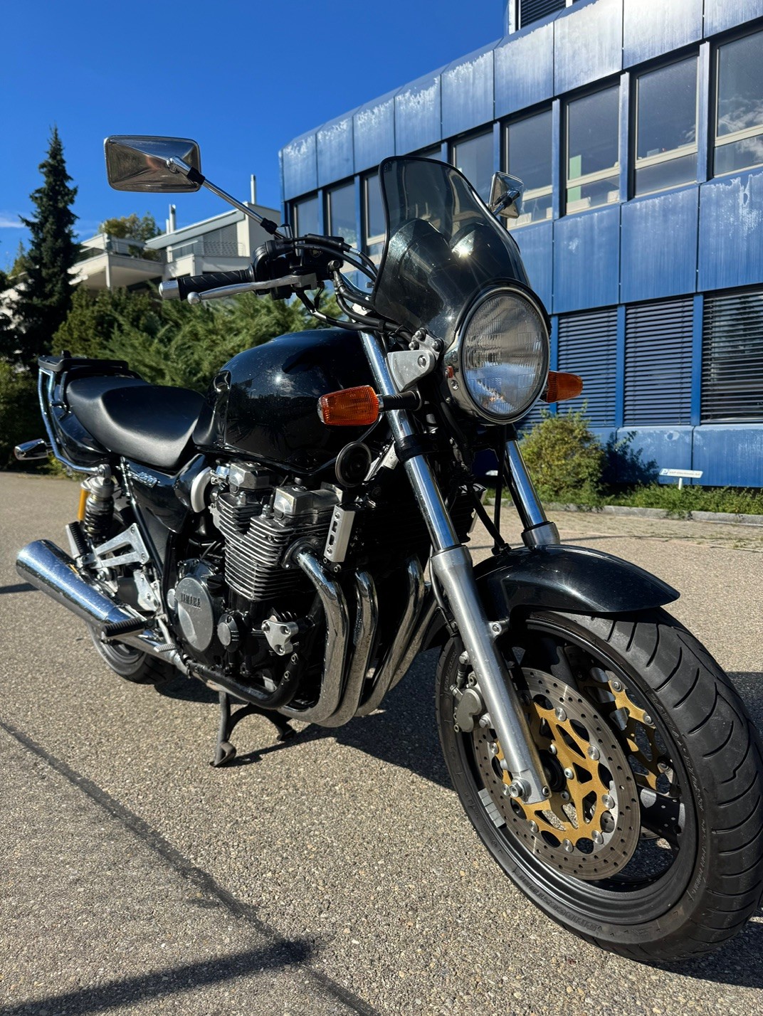 YAMAHA XJR 1200