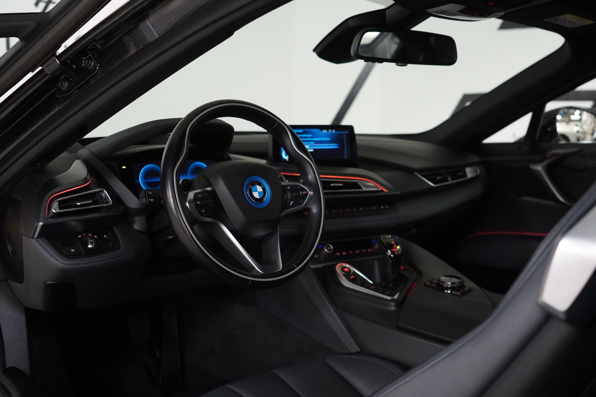 BMW i8 Coupé-image-23
