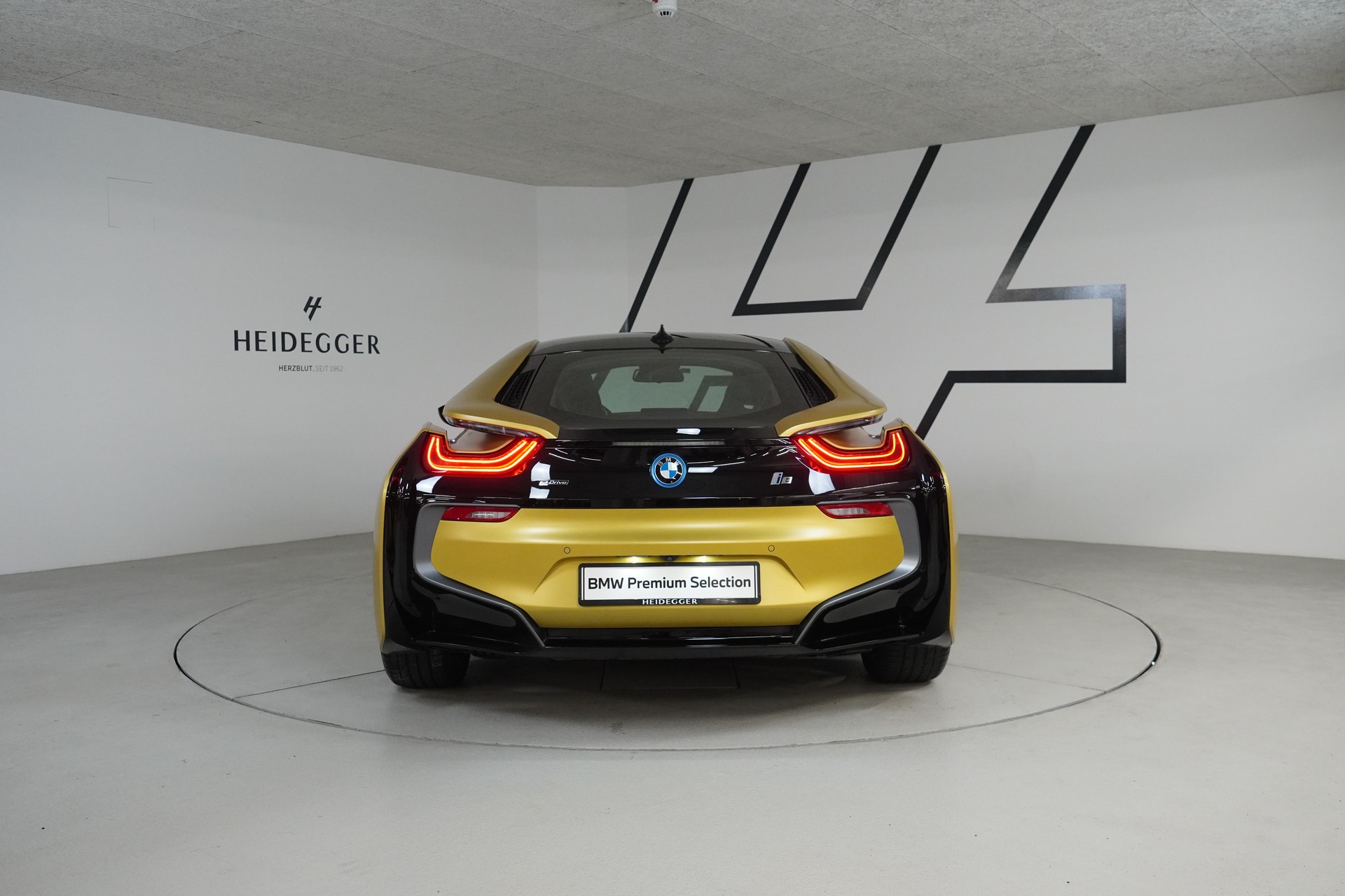 BMW i8 Coupé-image-6