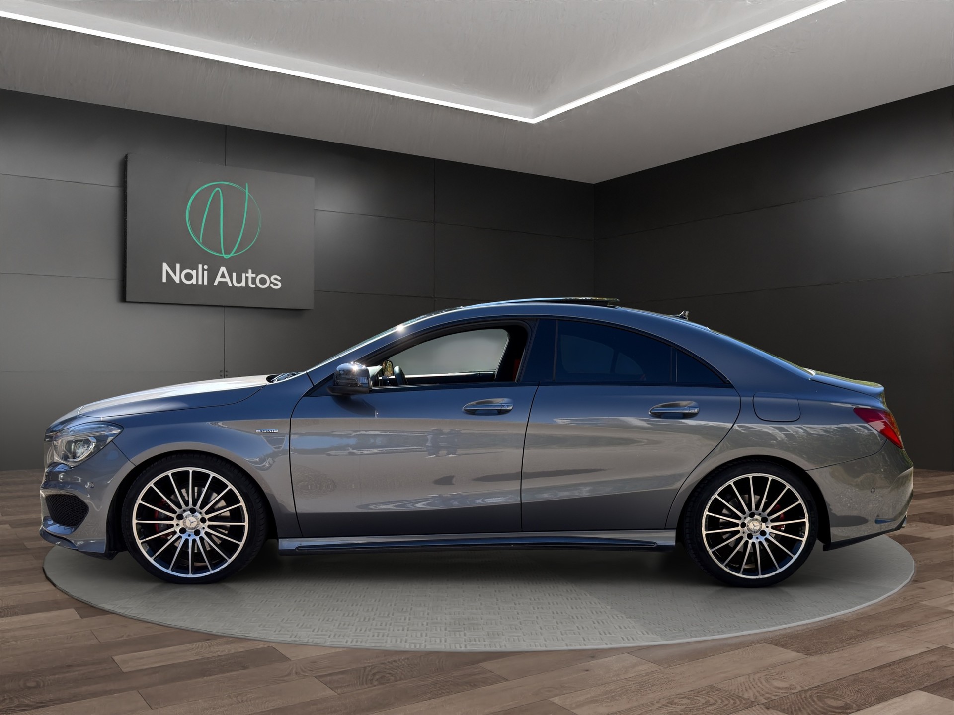 MERCEDES-BENZ CLA 250 Sport 4Matic 7G-DCT-image-5
