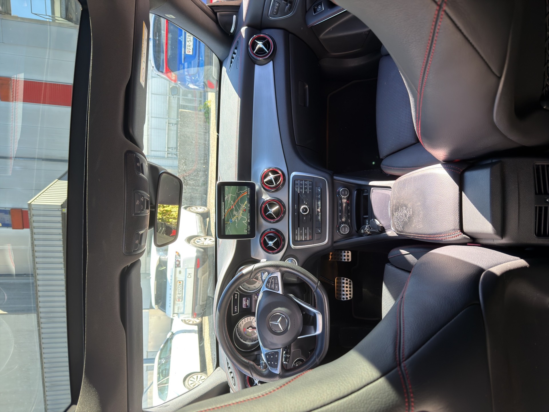 MERCEDES-BENZ CLA 250 Sport 4Matic 7G-DCT-image-13