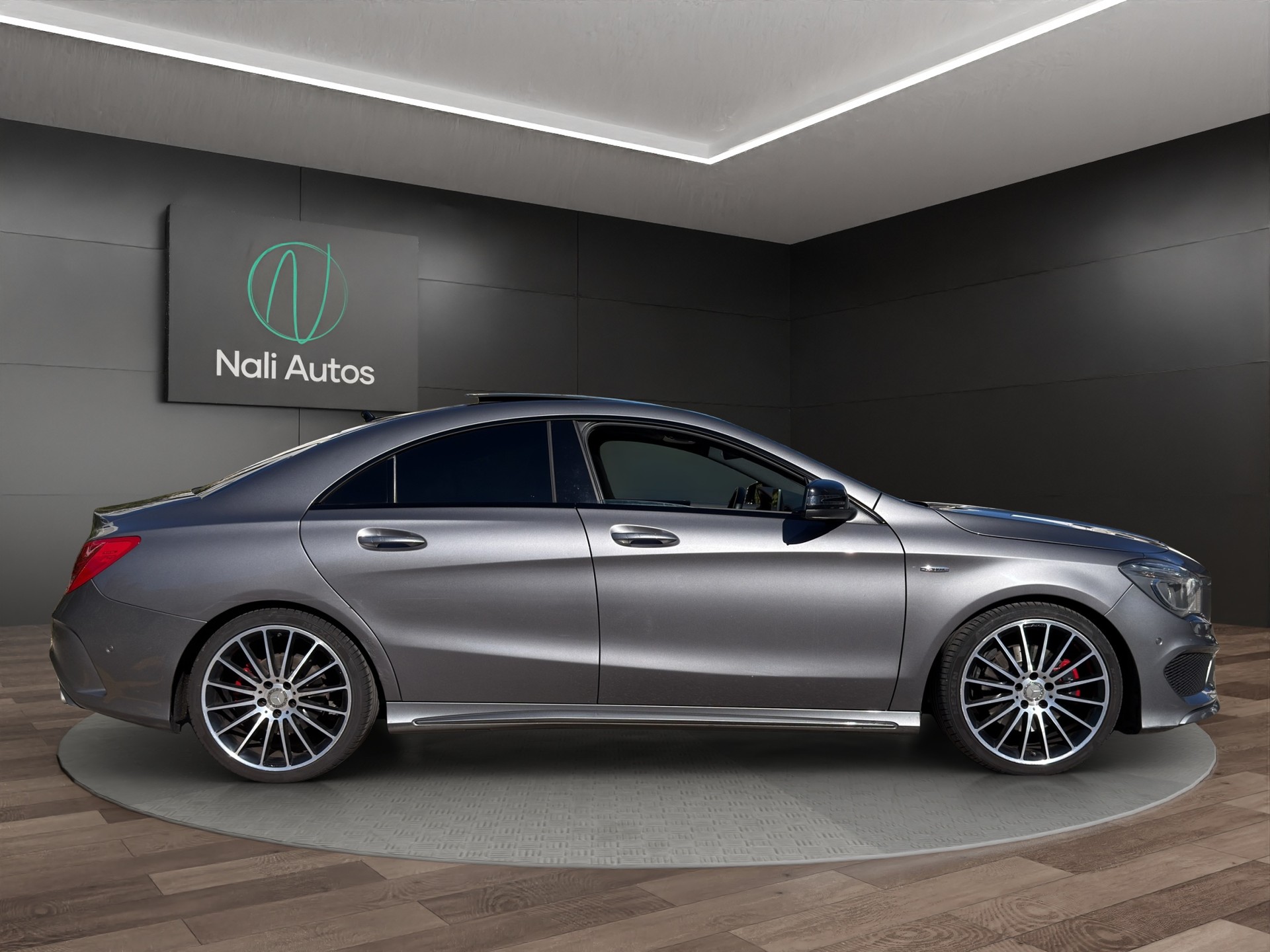 MERCEDES-BENZ CLA 250 Sport 4Matic 7G-DCT-image-10