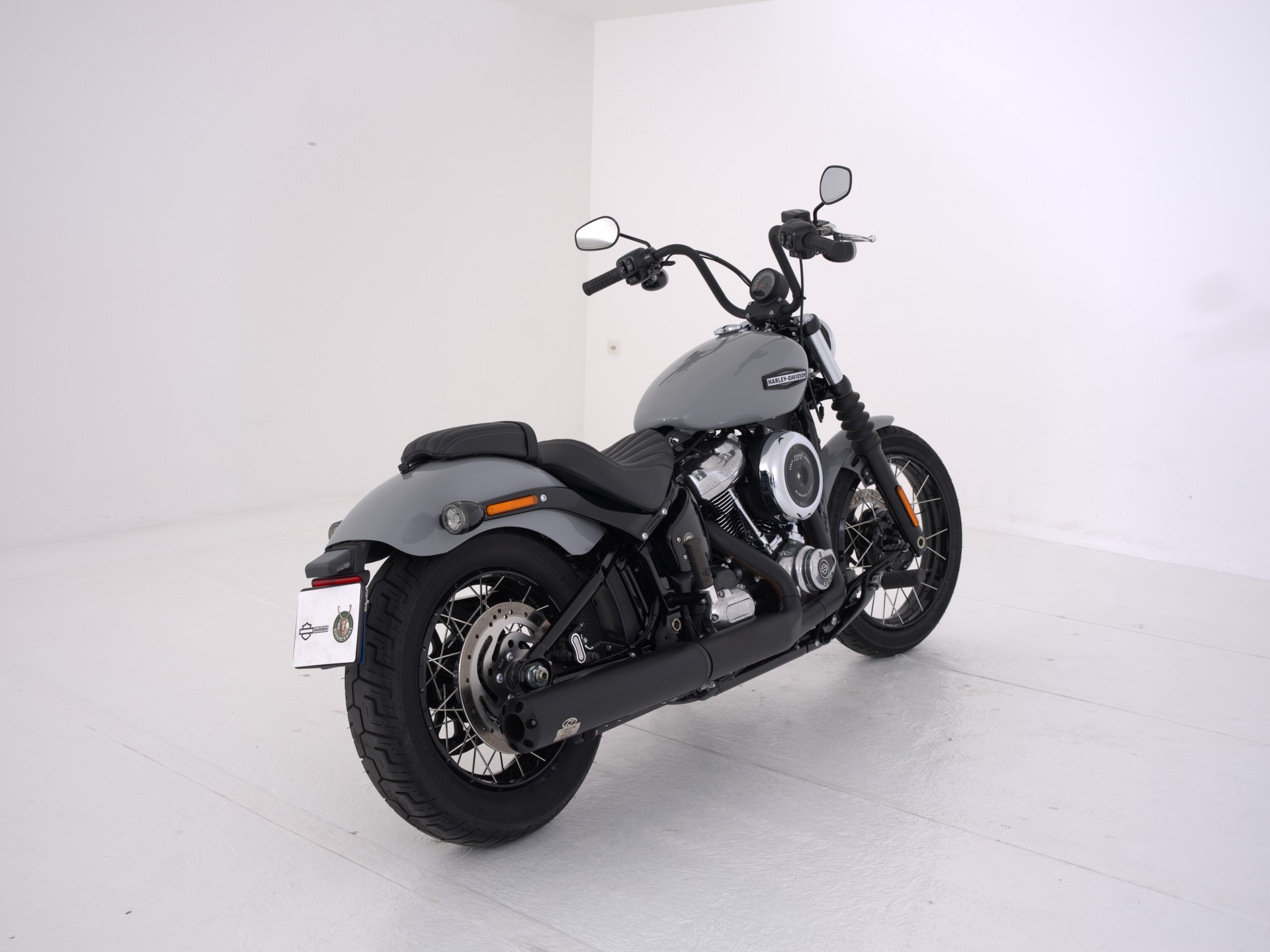 HARLEY-DAVIDSON FXBB Street Bob 117 (35kW)-showroom-element-2