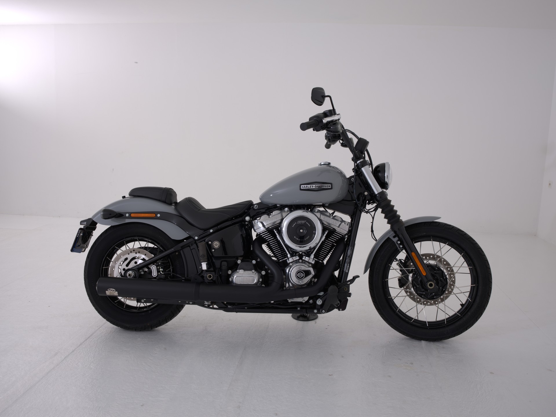 HARLEY-DAVIDSON FXBB Street Bob 117 (35kW)-showroom-element-1