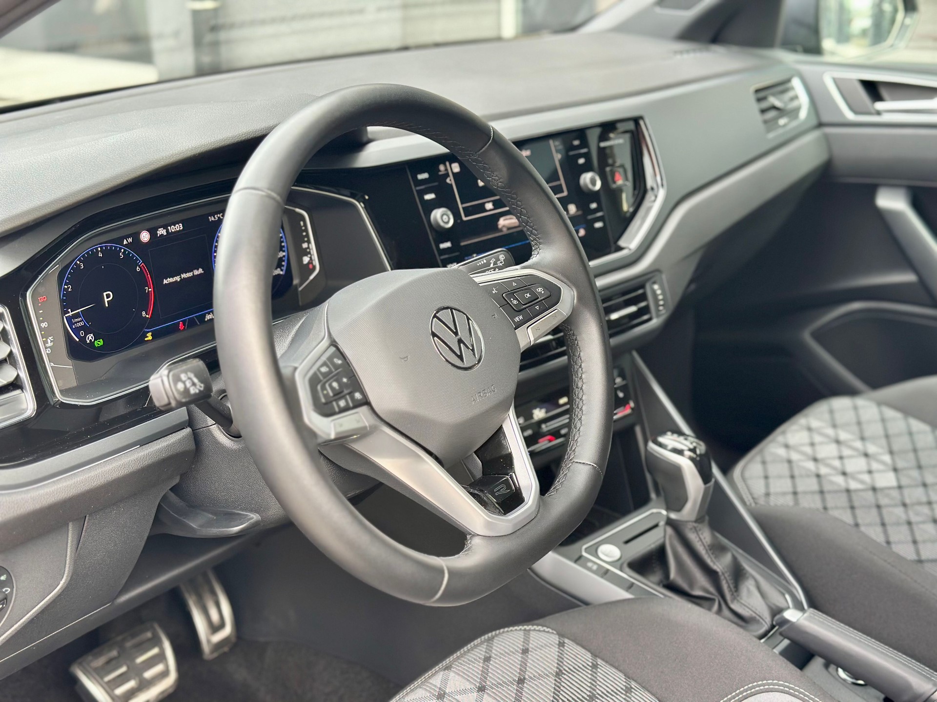 VW Polo 1.0 TSI R-Line DSG-image-5