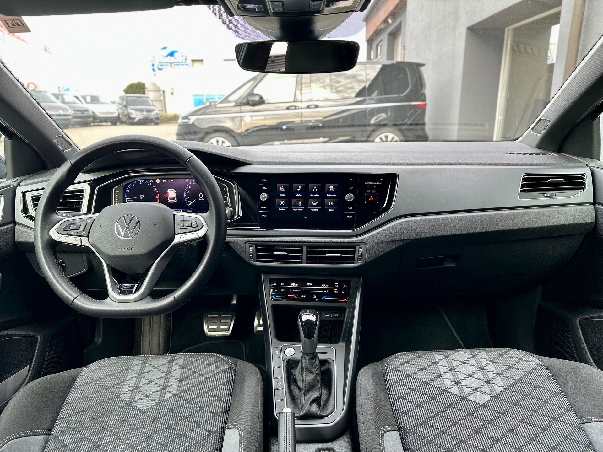 VW Polo 1.0 TSI R-Line DSG-image-6
