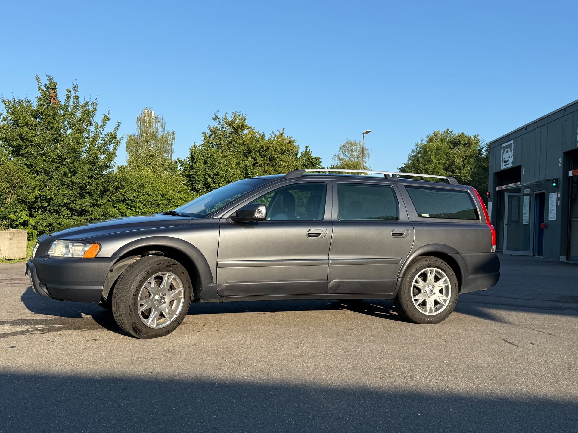VOLVO 2.5 T Summum AWD-image-12