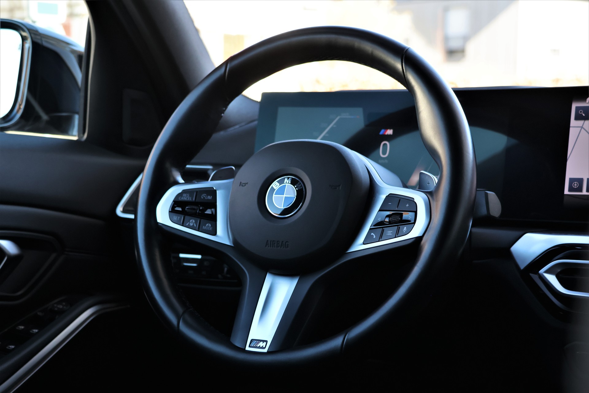 BMW 320d xDrive 48V Steptronic M Sport-image-13