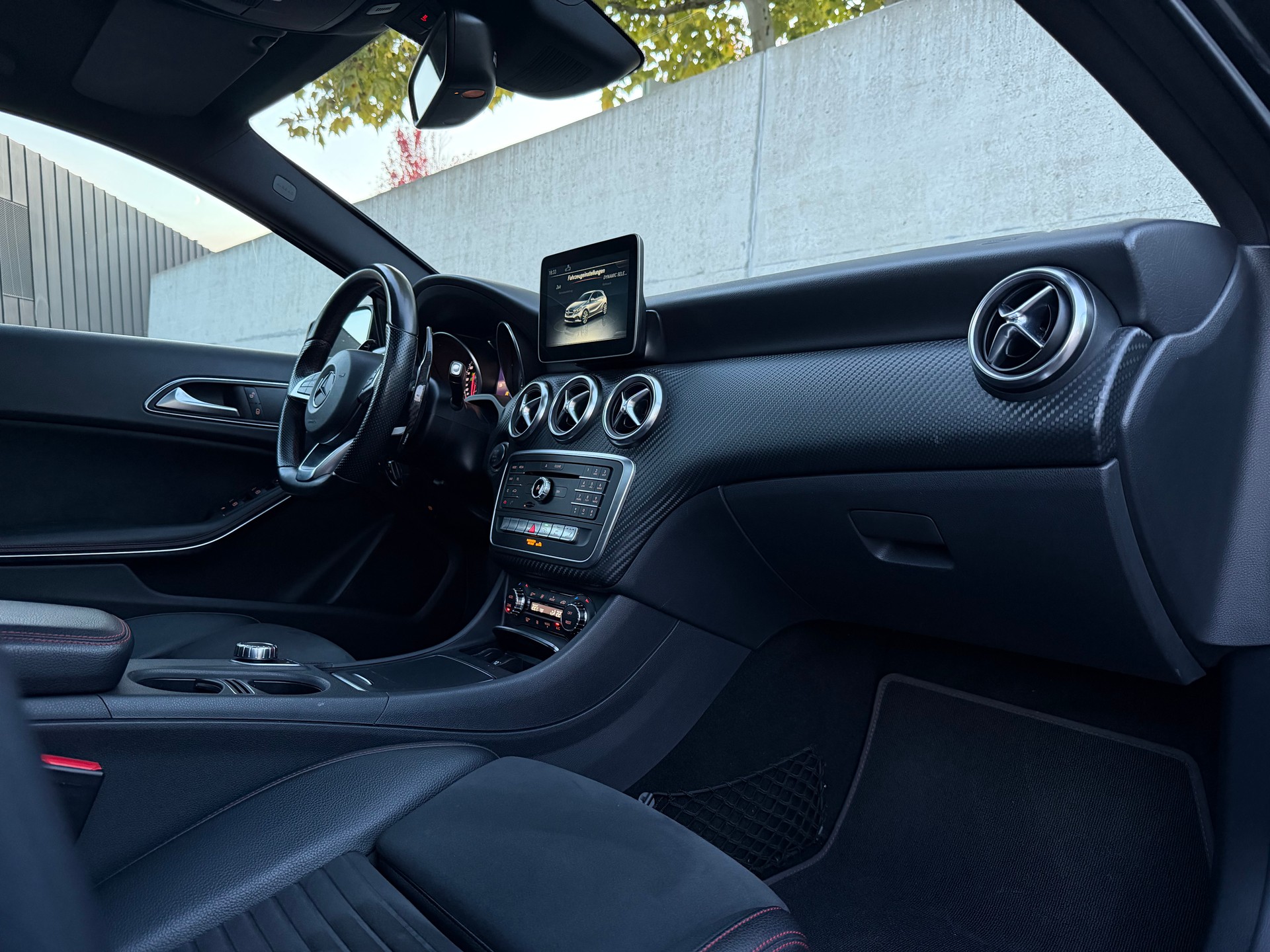 MERCEDES-BENZ A 250 AMG Line 4Matic 7G-DCT | Facelift - Garantie-image-9