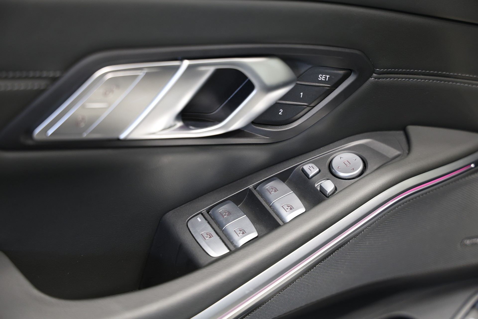BMW M3 Touring xDrive Competition M LCI *CH-Auto*Individual-Lackierung Kreide*Carbon Exterieur+Interieur*-image-18