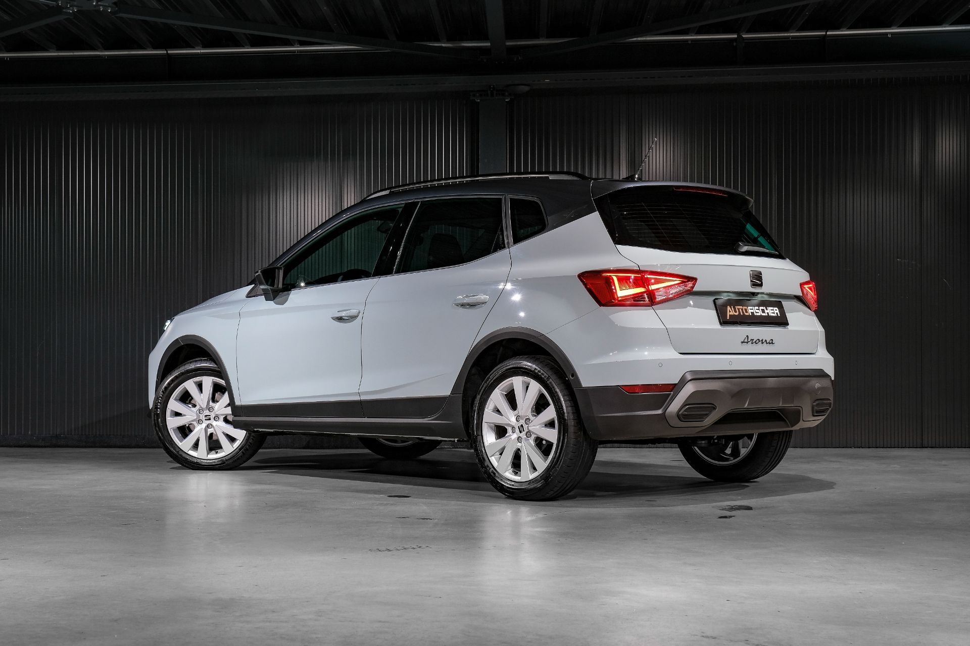 SEAT Arona 1.0 TSI Eco Style DSG-image-1