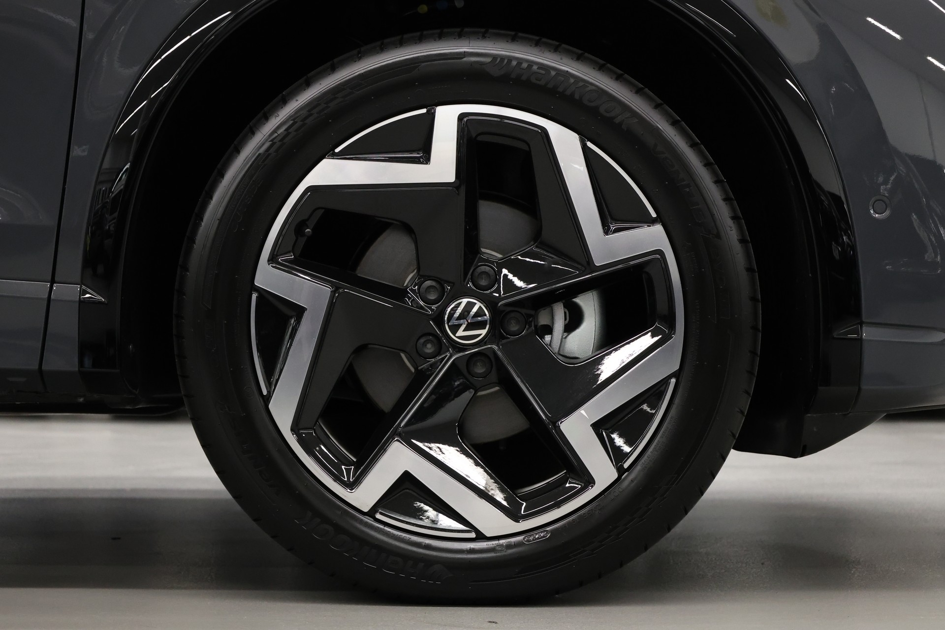 VW Tiguan 1.5 TSI R-Line DSG-image-17