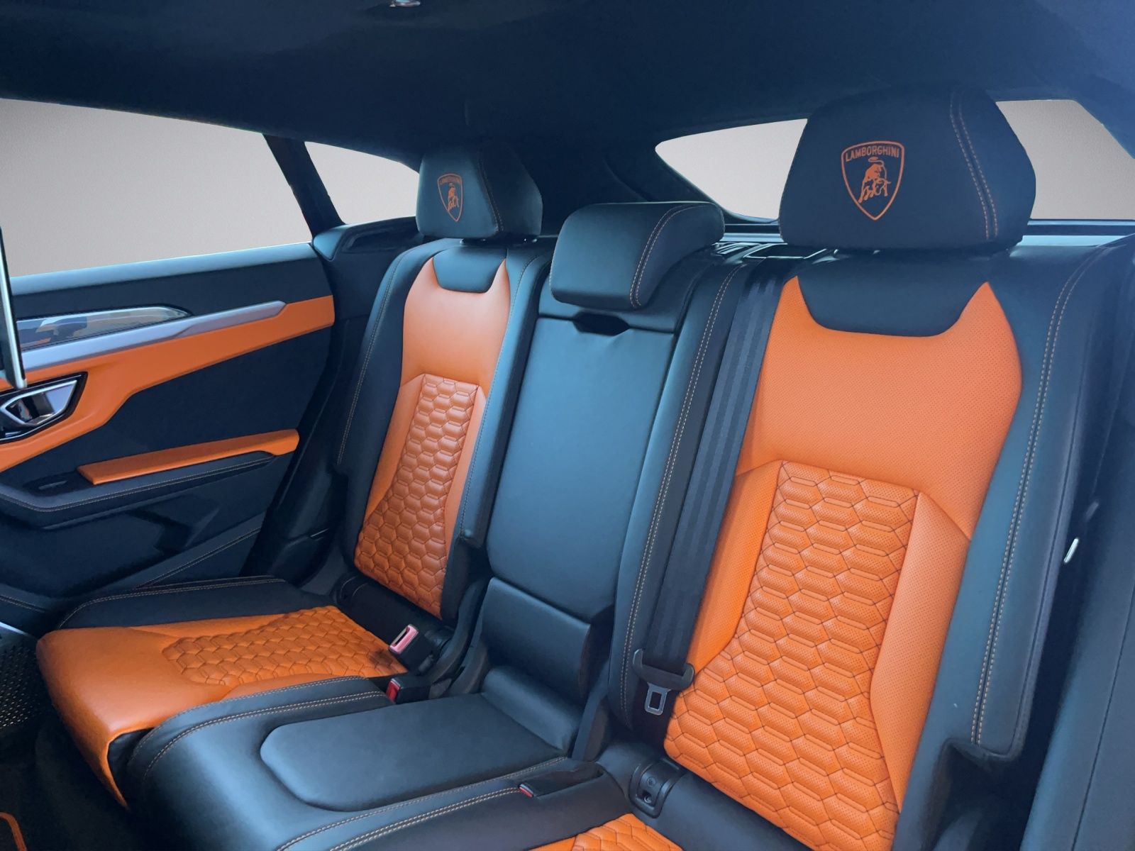 LAMBORGHINI Urus 4.0-image-7