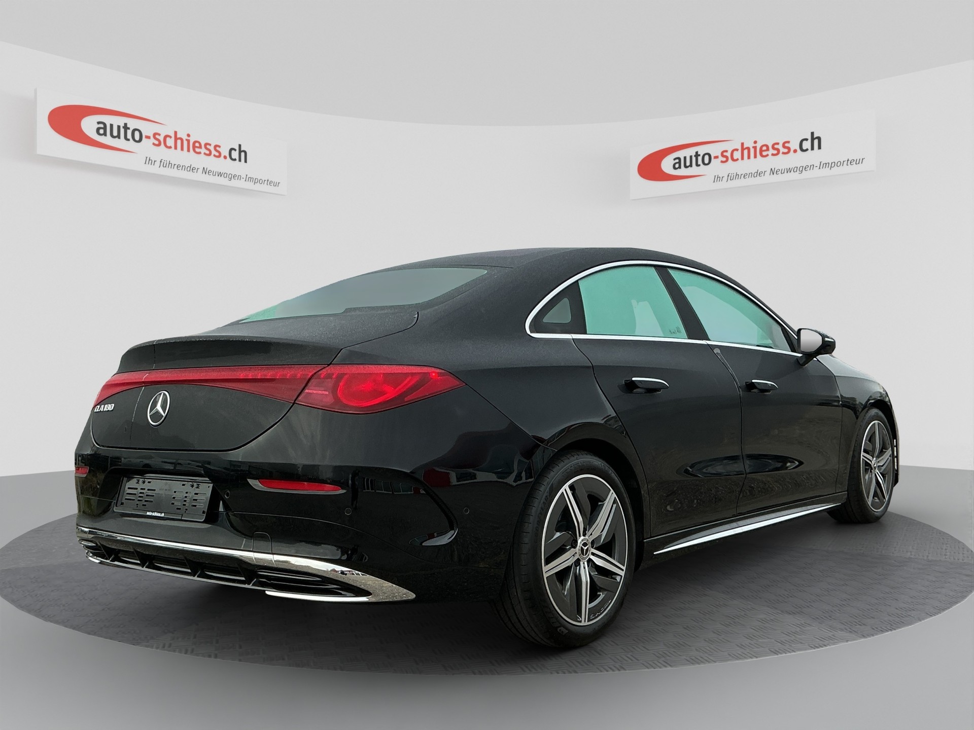 MERCEDES-BENZ CLA 180 AMG Line-image-4