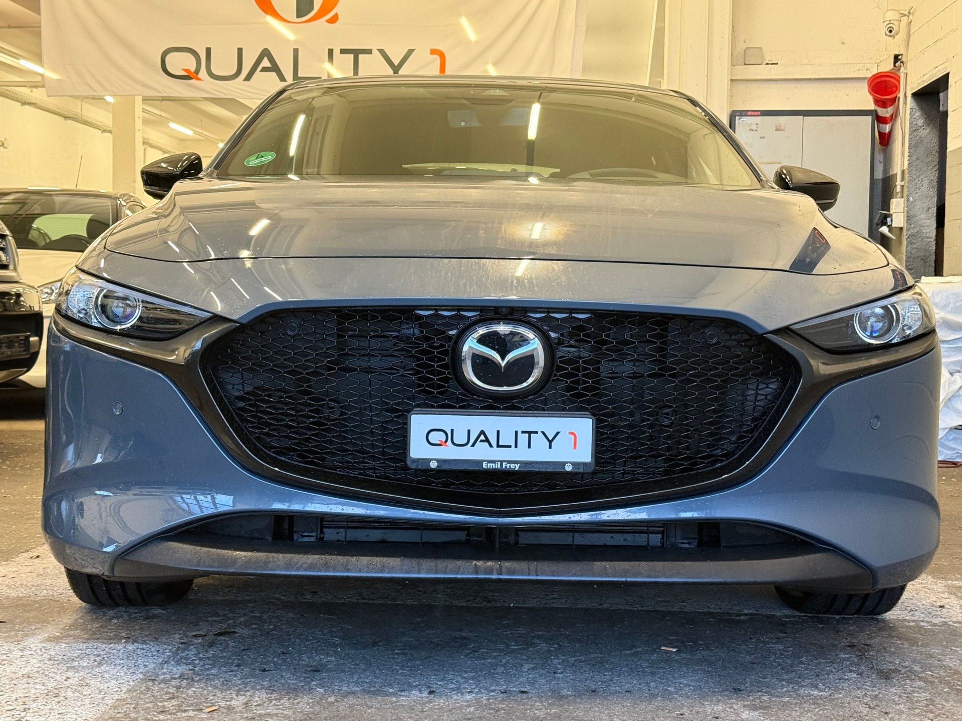 MAZDA 3 Hatchback SKYACTIV-X MHybrid 186 Homura AWD Automat-image-1