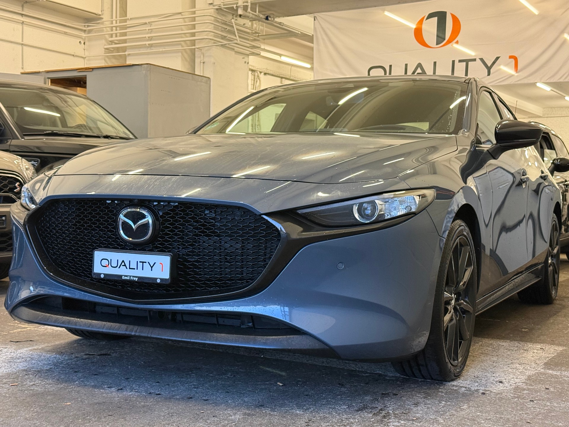 MAZDA 3 Hatchback SKYACTIV-X MHybrid 186 Homura AWD Automat-image-2