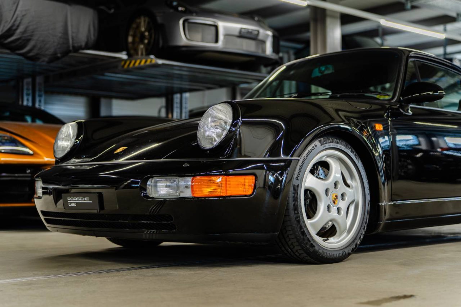 PORSCHE 911 Turbo Coupé-image-9