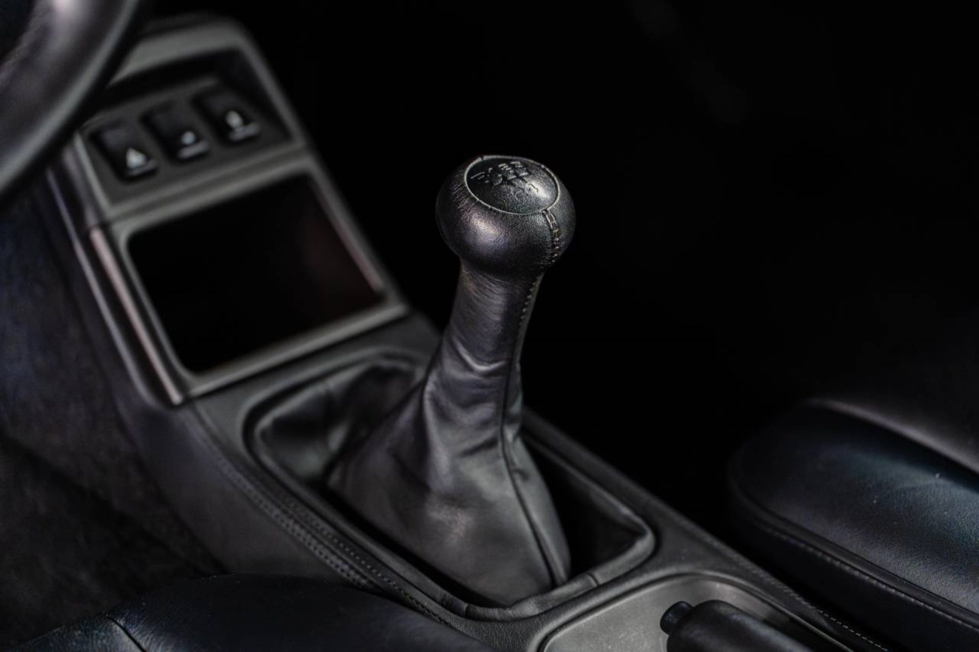 PORSCHE 911 Turbo Coupé-image-17