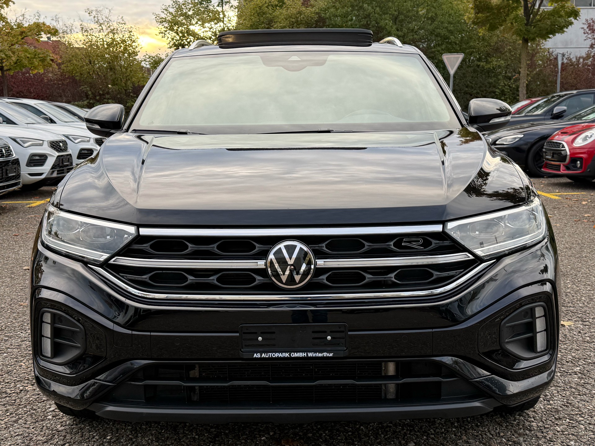 VW T-Roc 2.0 TSI R-Line DSG 4Motion-image-1