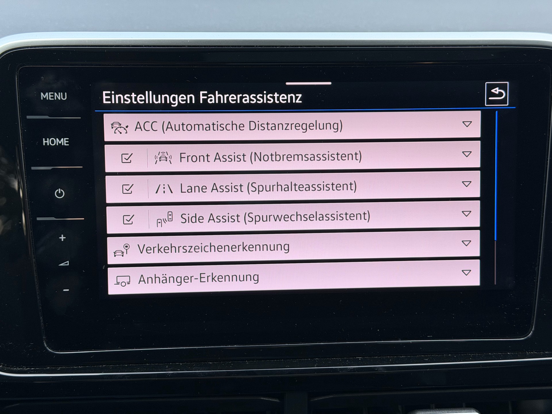 VW T-Roc 2.0 TSI R-Line DSG 4Motion-image-25