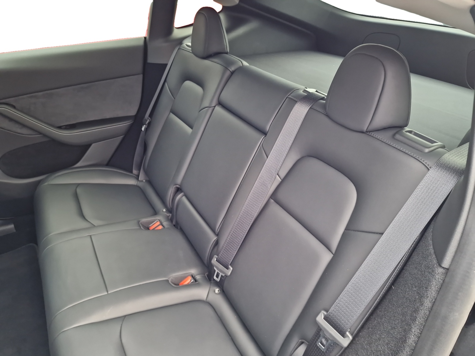 TESLA Model Y Performance-image-15