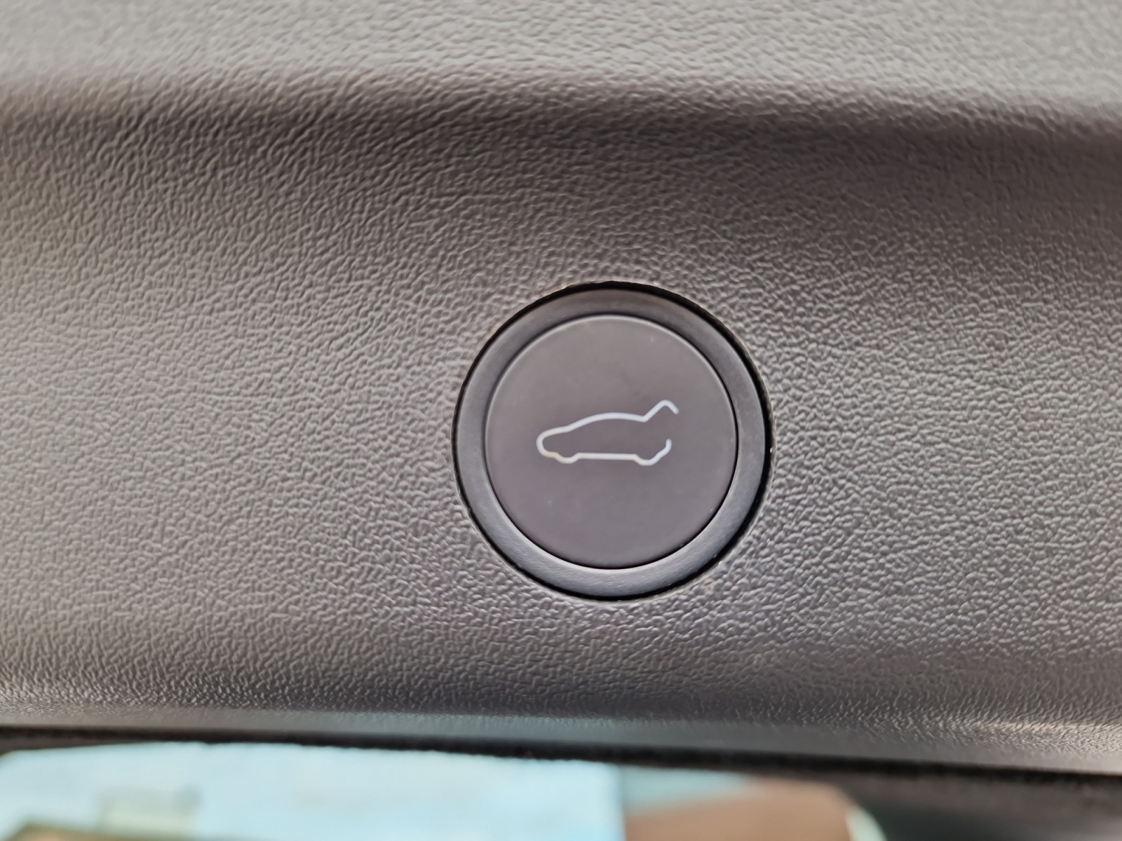 TESLA Model Y Performance-image-18