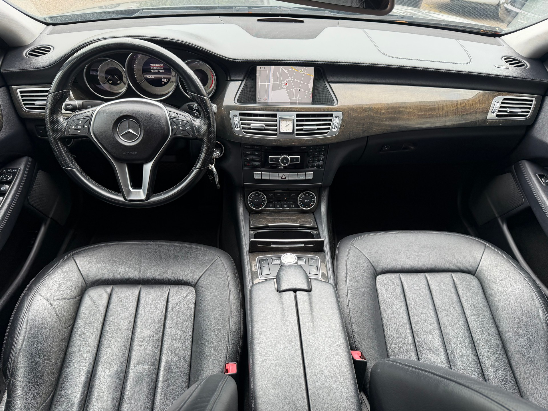 MERCEDES-BENZ CLS 350 CDI 4Matic 7G-Tronic-image-4