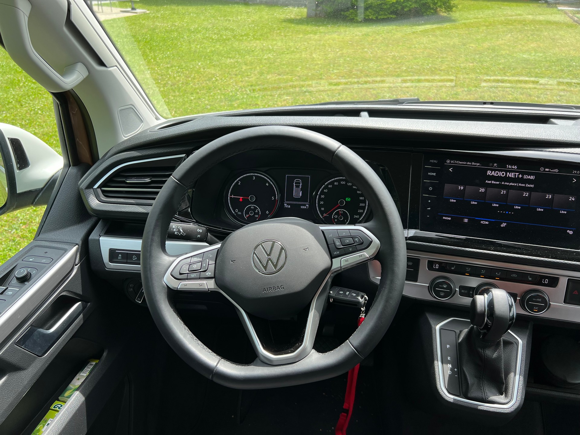 VW T6.1 California 2.0 Bi-TDI Beach 4Motion-image-6