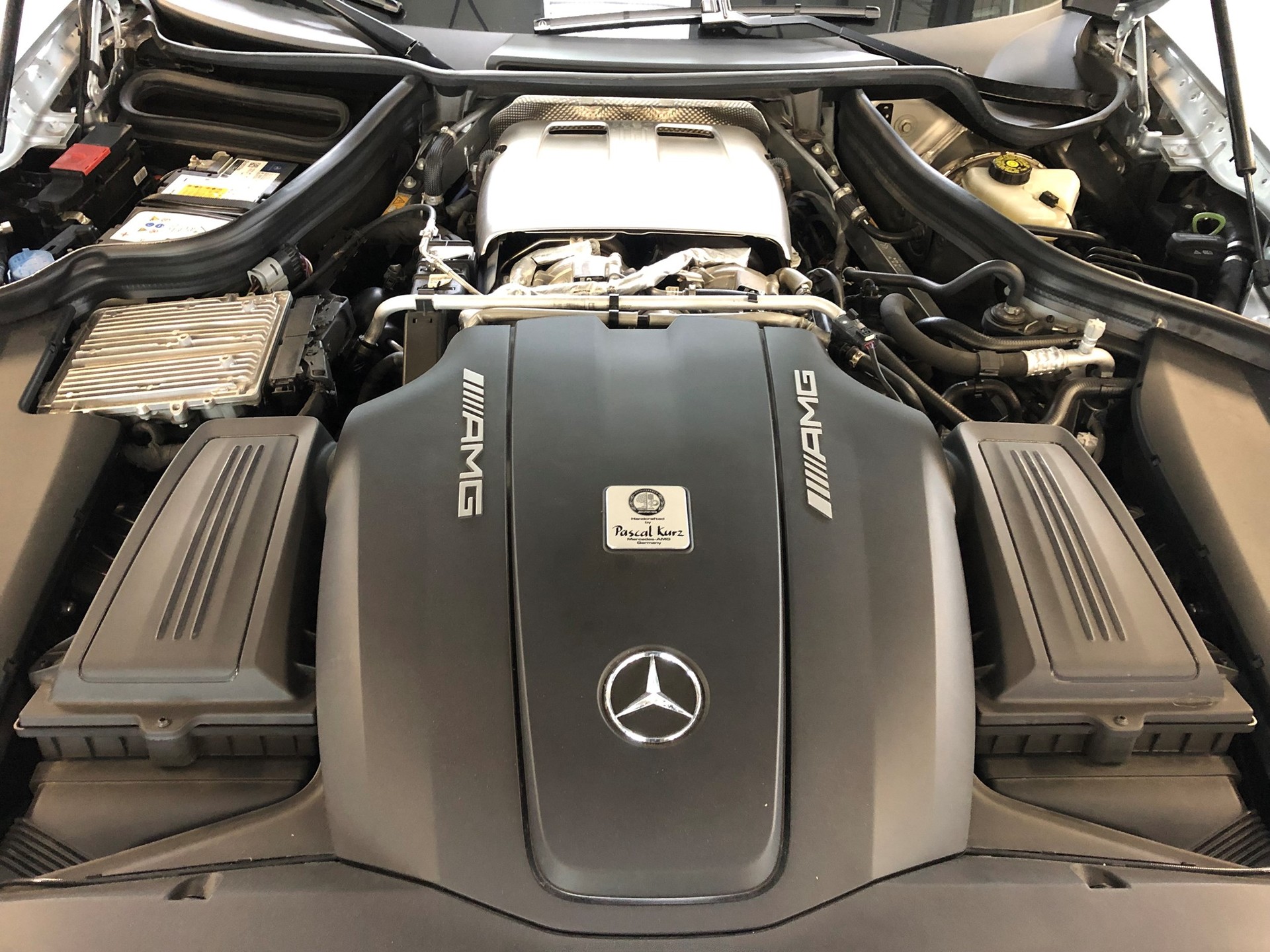 MERCEDES-BENZ AMG GT Roadster Speedshift DCT-image-21