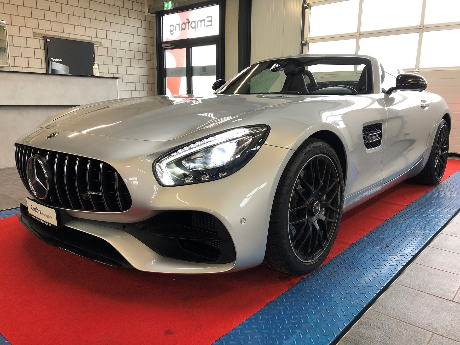MERCEDES-BENZ AMG GT Roadster Speedshift DCT-image-27