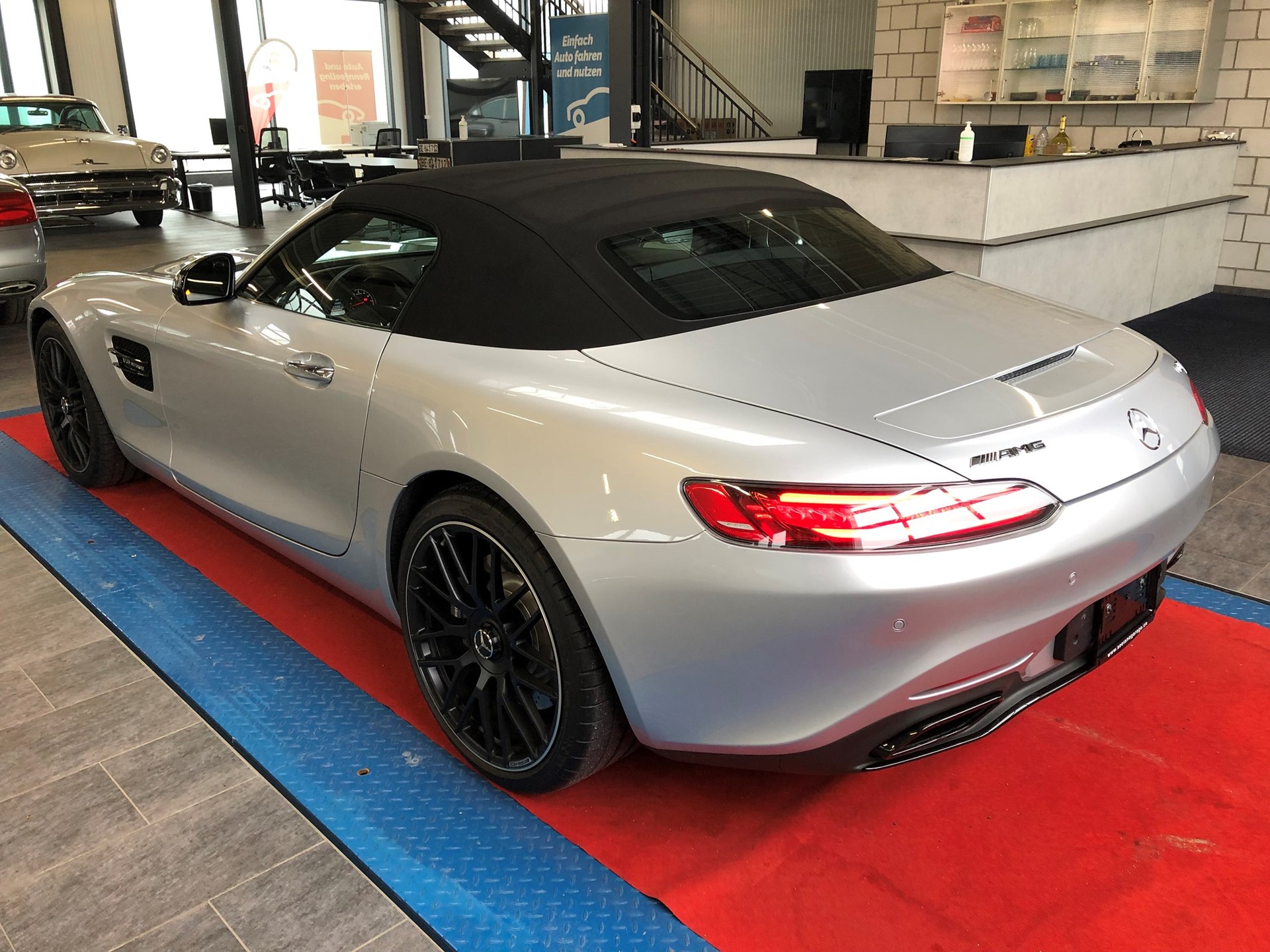 MERCEDES-BENZ AMG GT Roadster Speedshift DCT-image-6