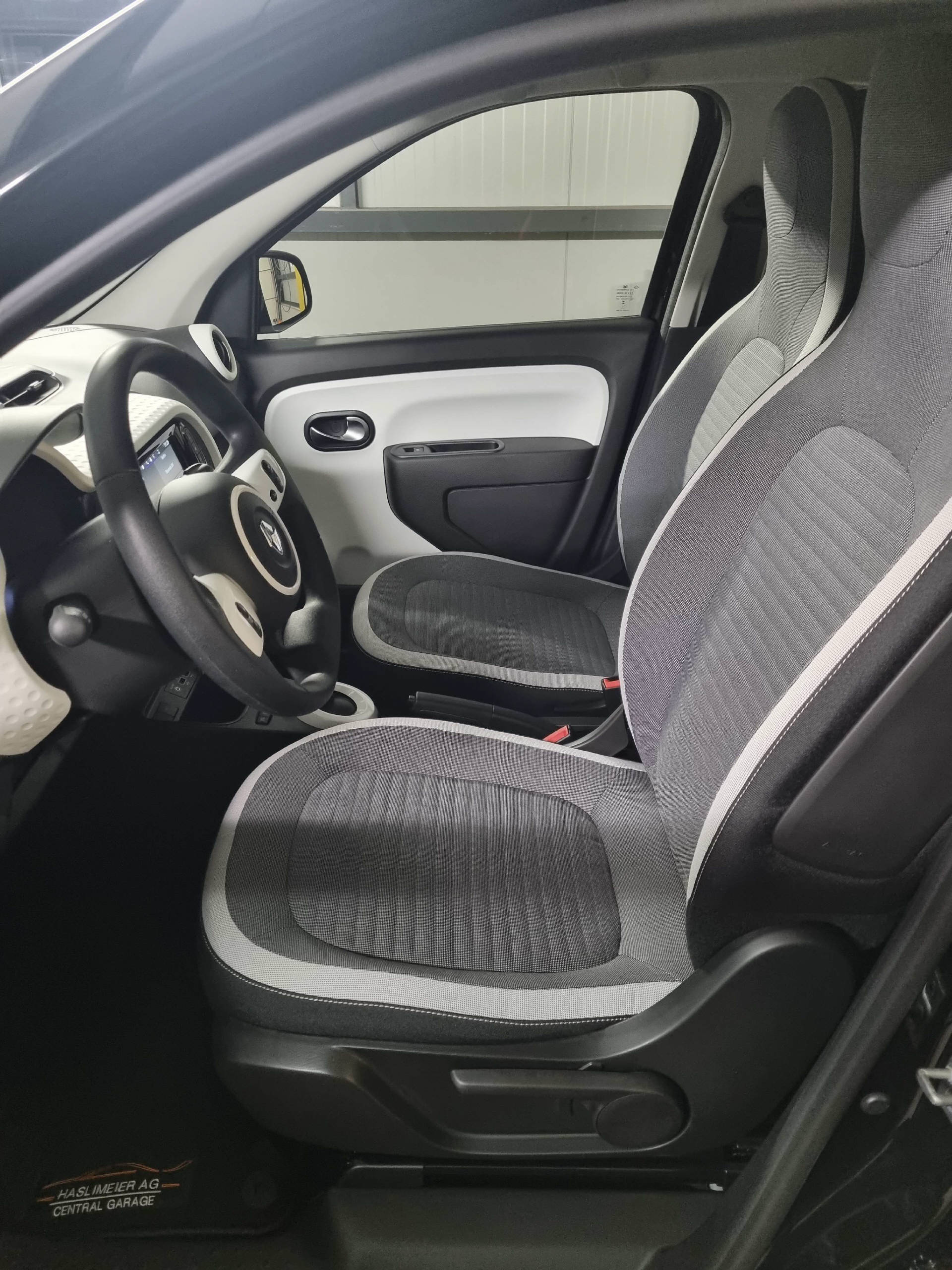 RENAULT Twingo equilibre-image-4