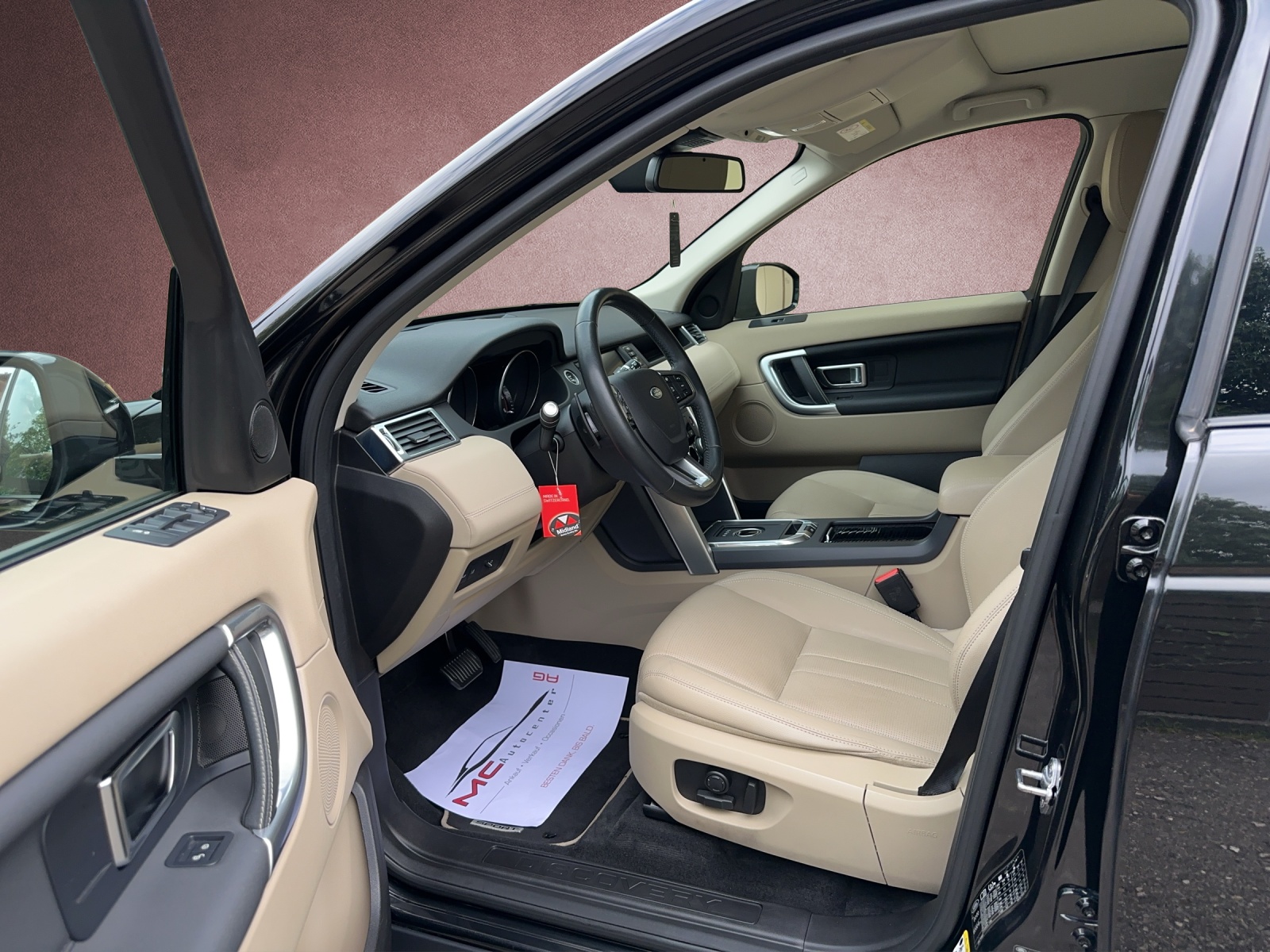 LAND ROVER Discovery Sport 2.0 TD4 HSE AT9-image-5