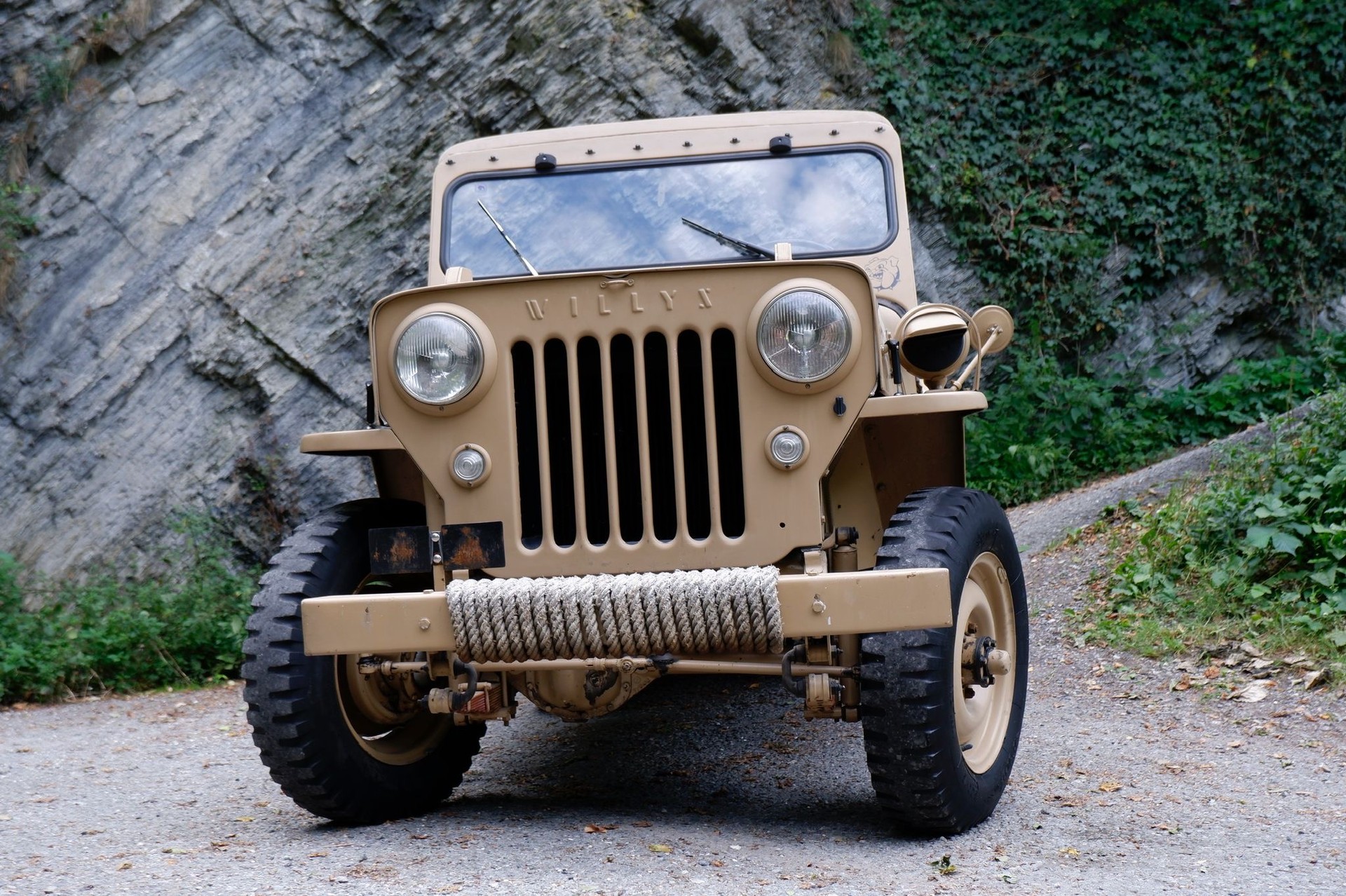 WILLYS armee jeep-showroom-element-3