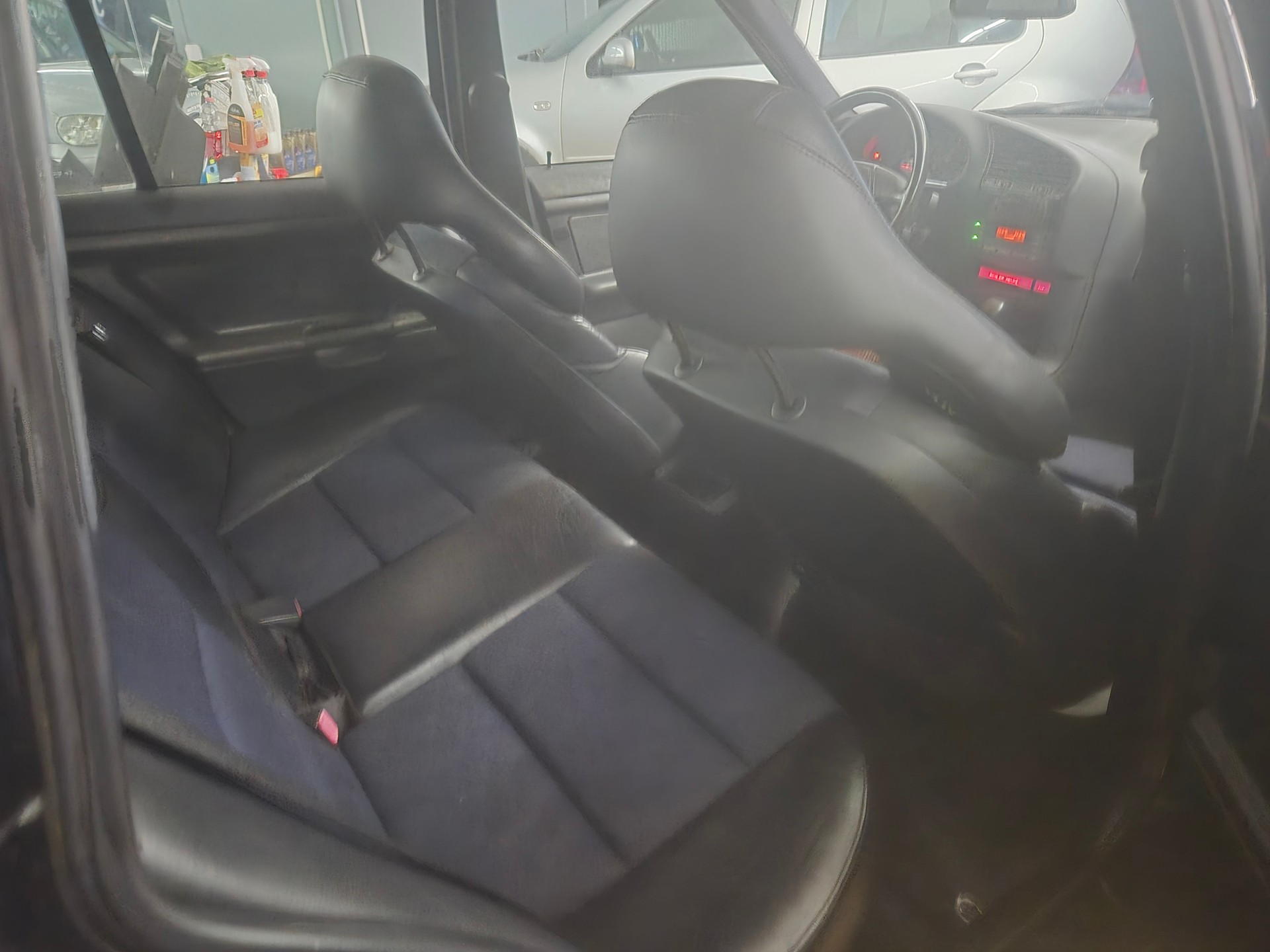 BMW 328i Touring-image-6