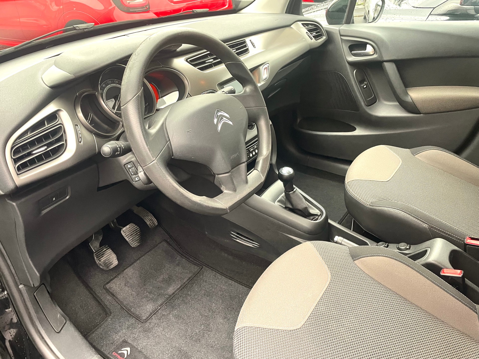 CITROEN C3 1.2i Séduction-image-3