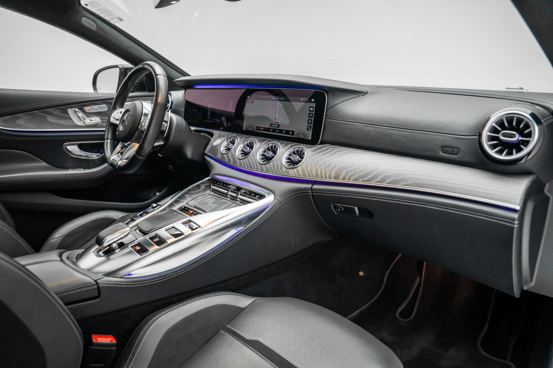 MERCEDES-BENZ AMG GT 4 63 4Matic+ Speedshift MCT-image-26