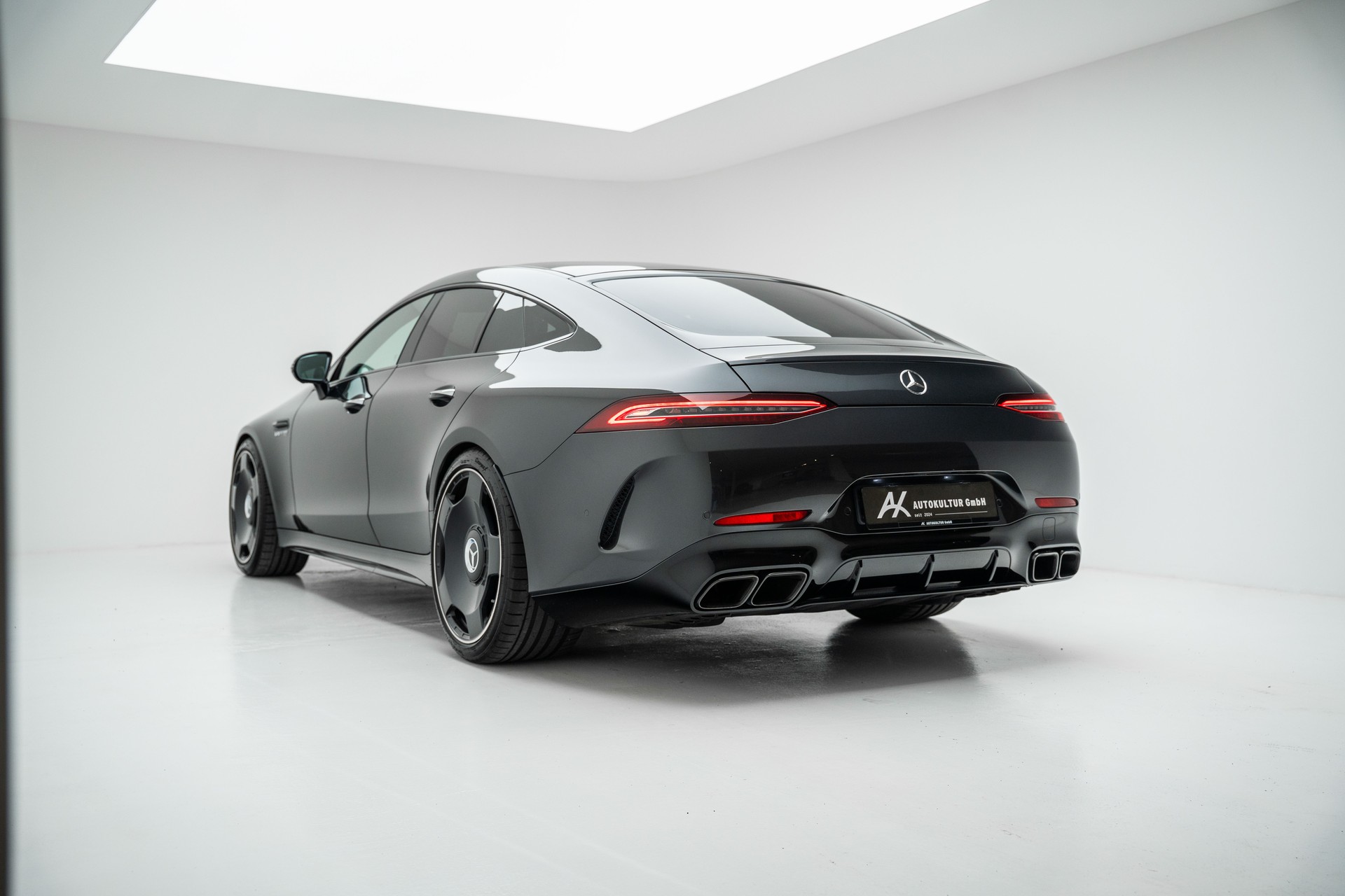 MERCEDES-BENZ AMG GT 4 63 4Matic+ Speedshift MCT-image-15