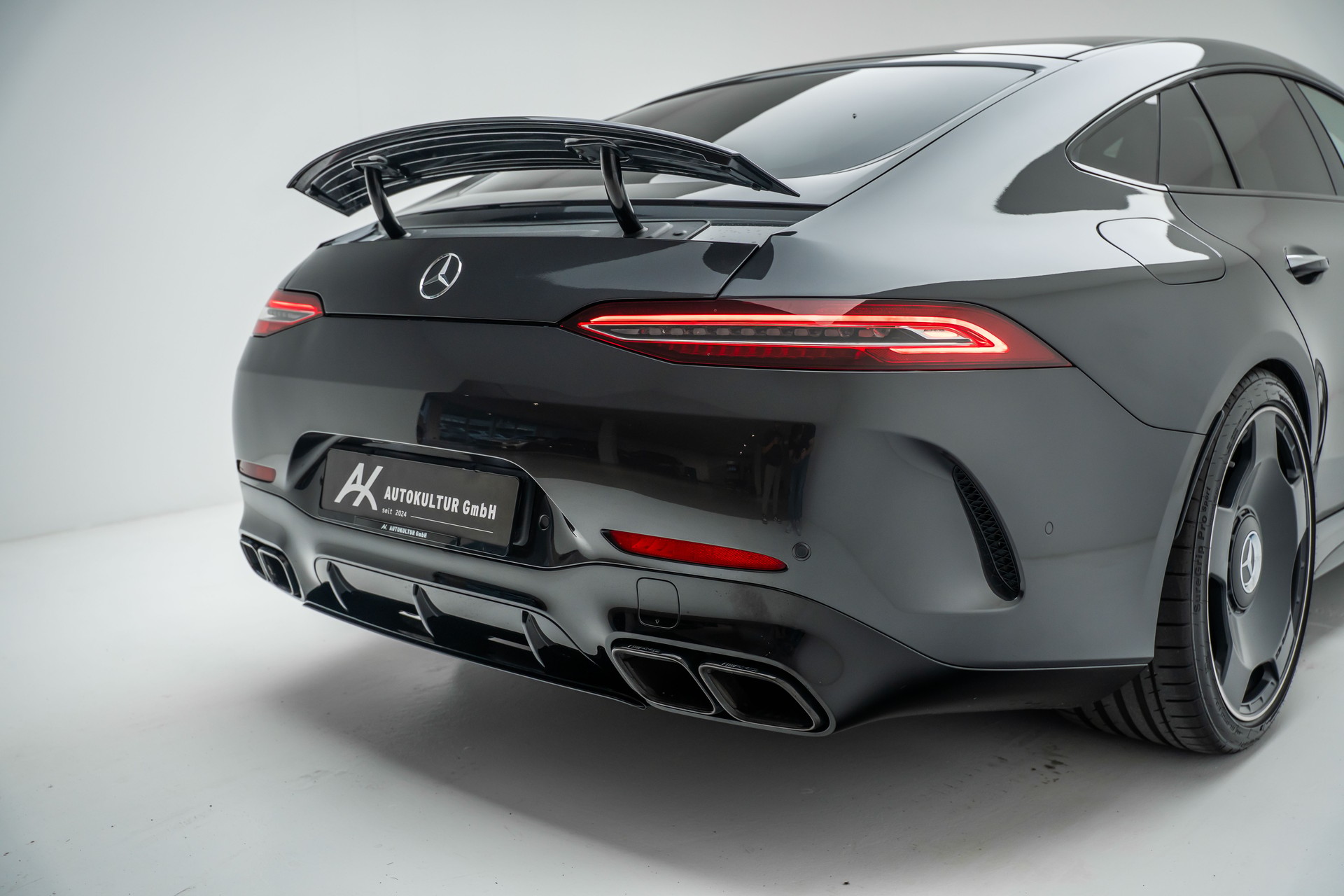 MERCEDES-BENZ AMG GT 4 63 4Matic+ Speedshift MCT-image-12