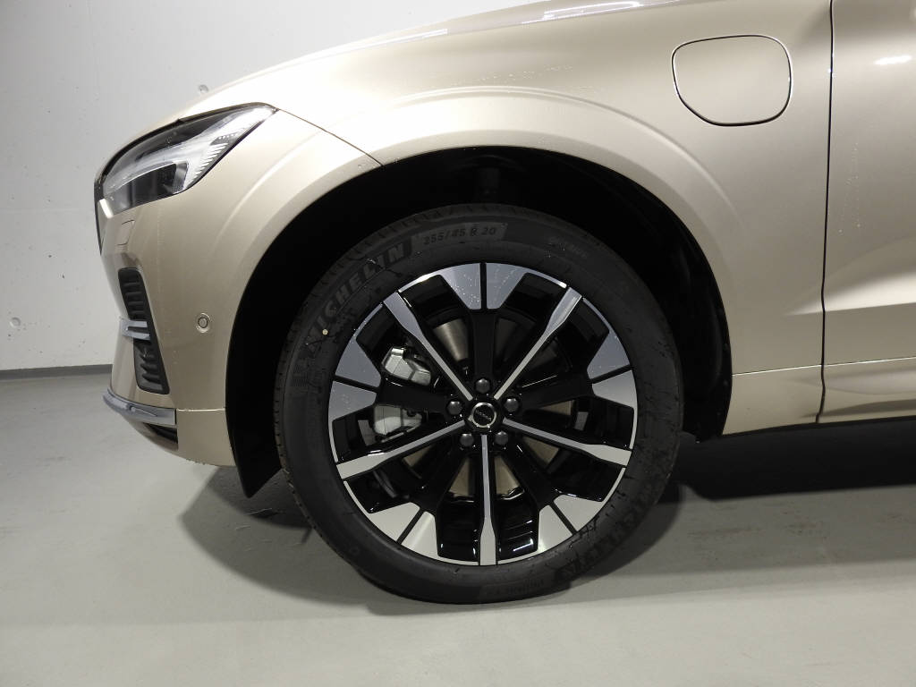 VOLVO XC60 2.0 T6 TE Ultra Bright eAWD-image-13
