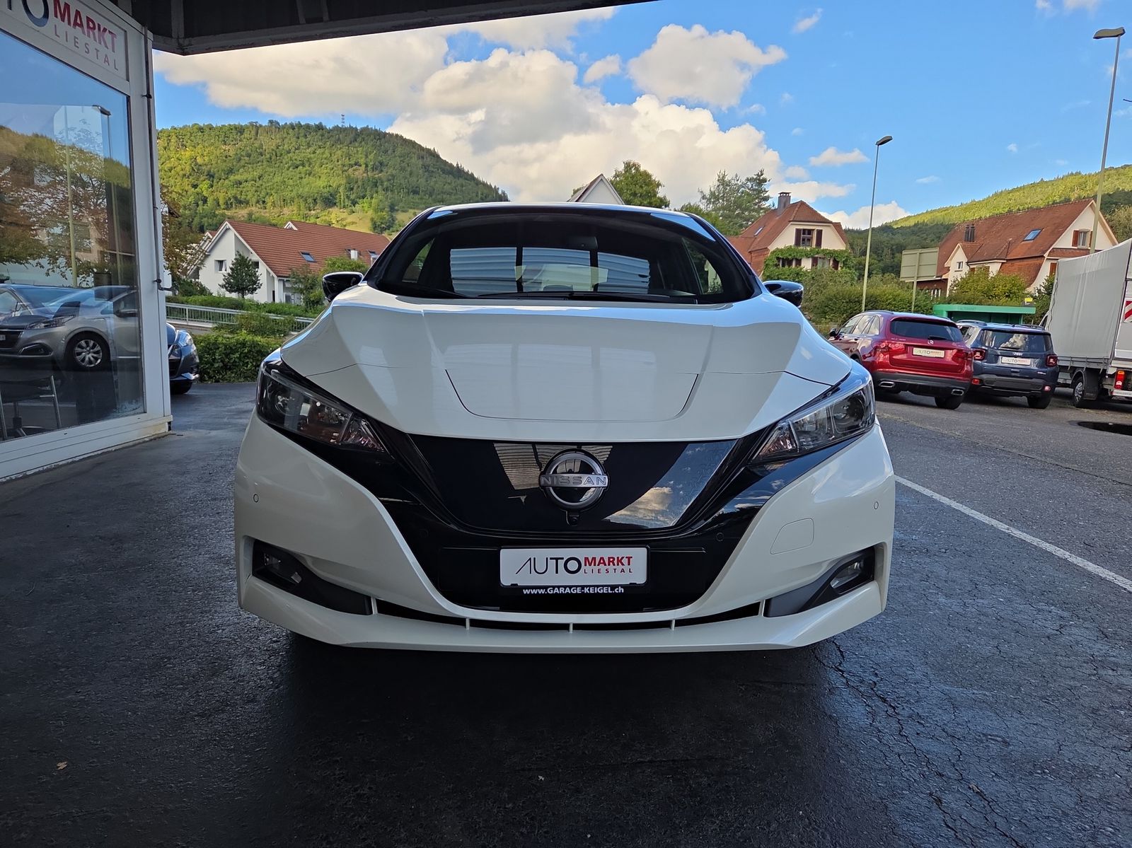 NISSAN Leaf N-Connecta (incl. battery)-showroom-element-3