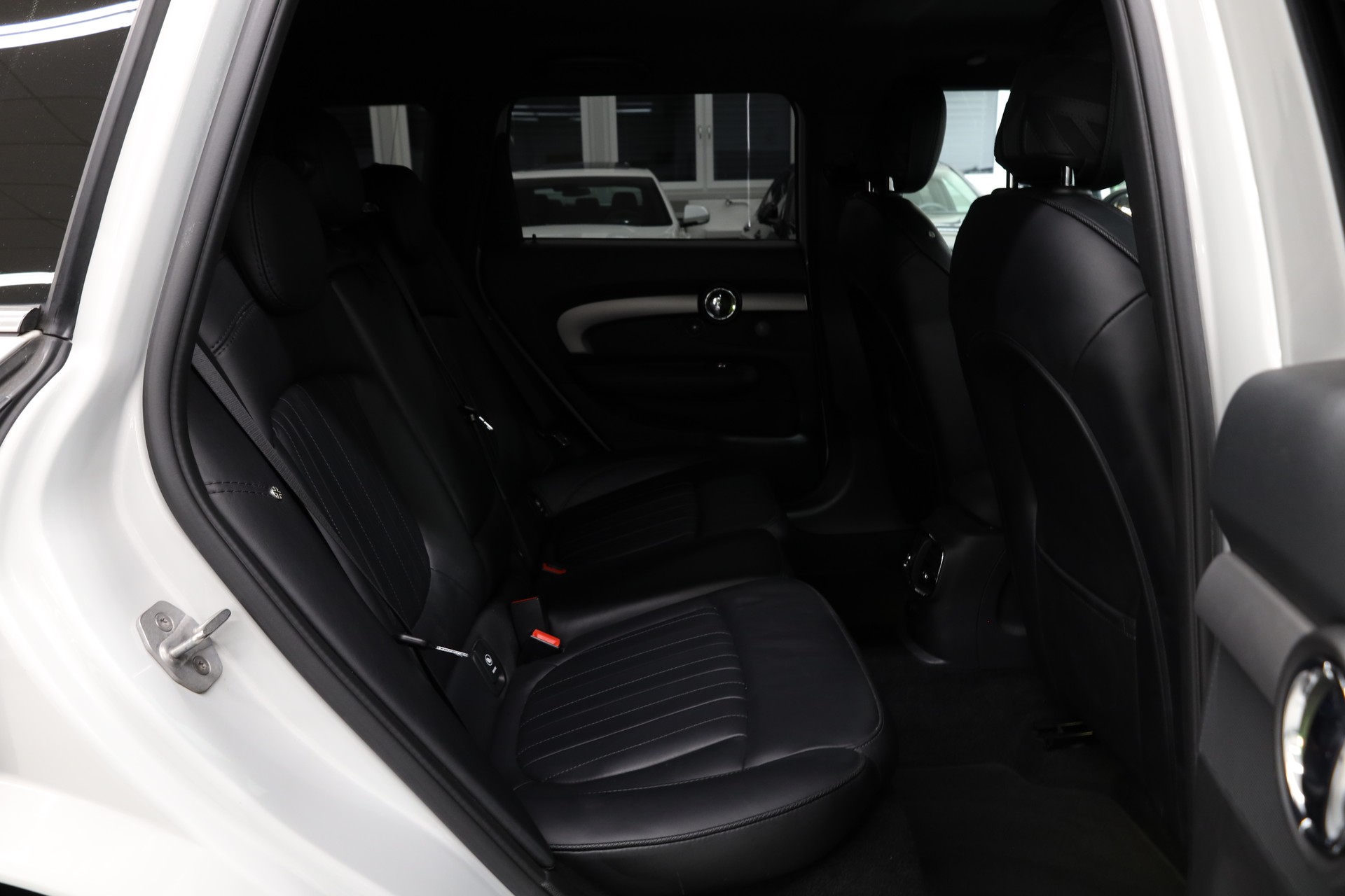 MINI Clubman F54 2.0i John Cooper Works SAG ALL4-image-27