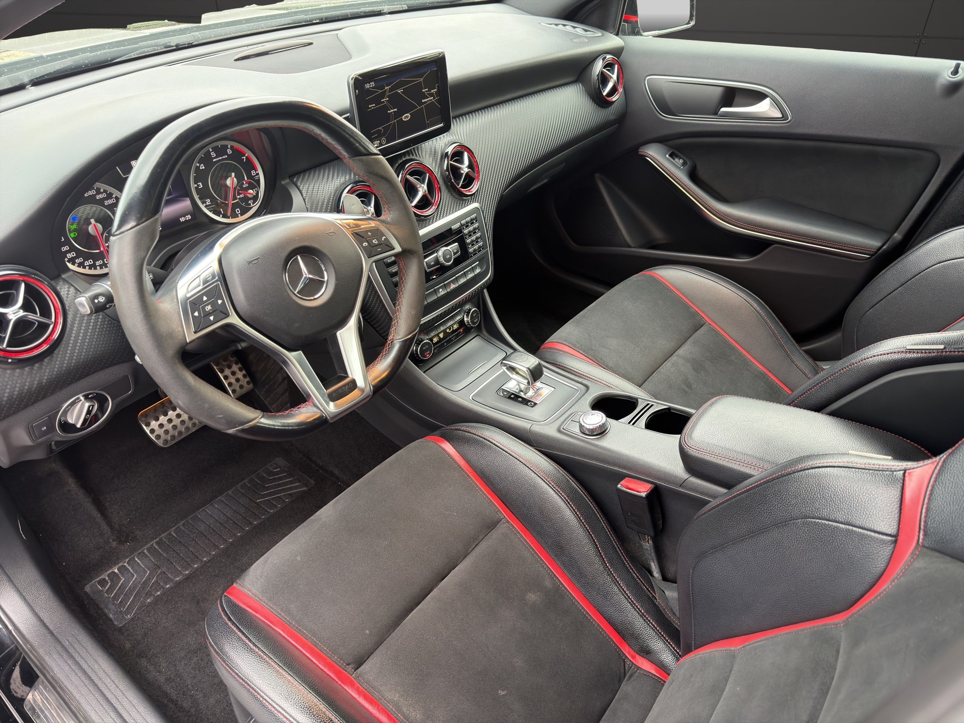 MERCEDES-BENZ A 45 AMG 4Matic Speedshift 7G-DCT-image-9