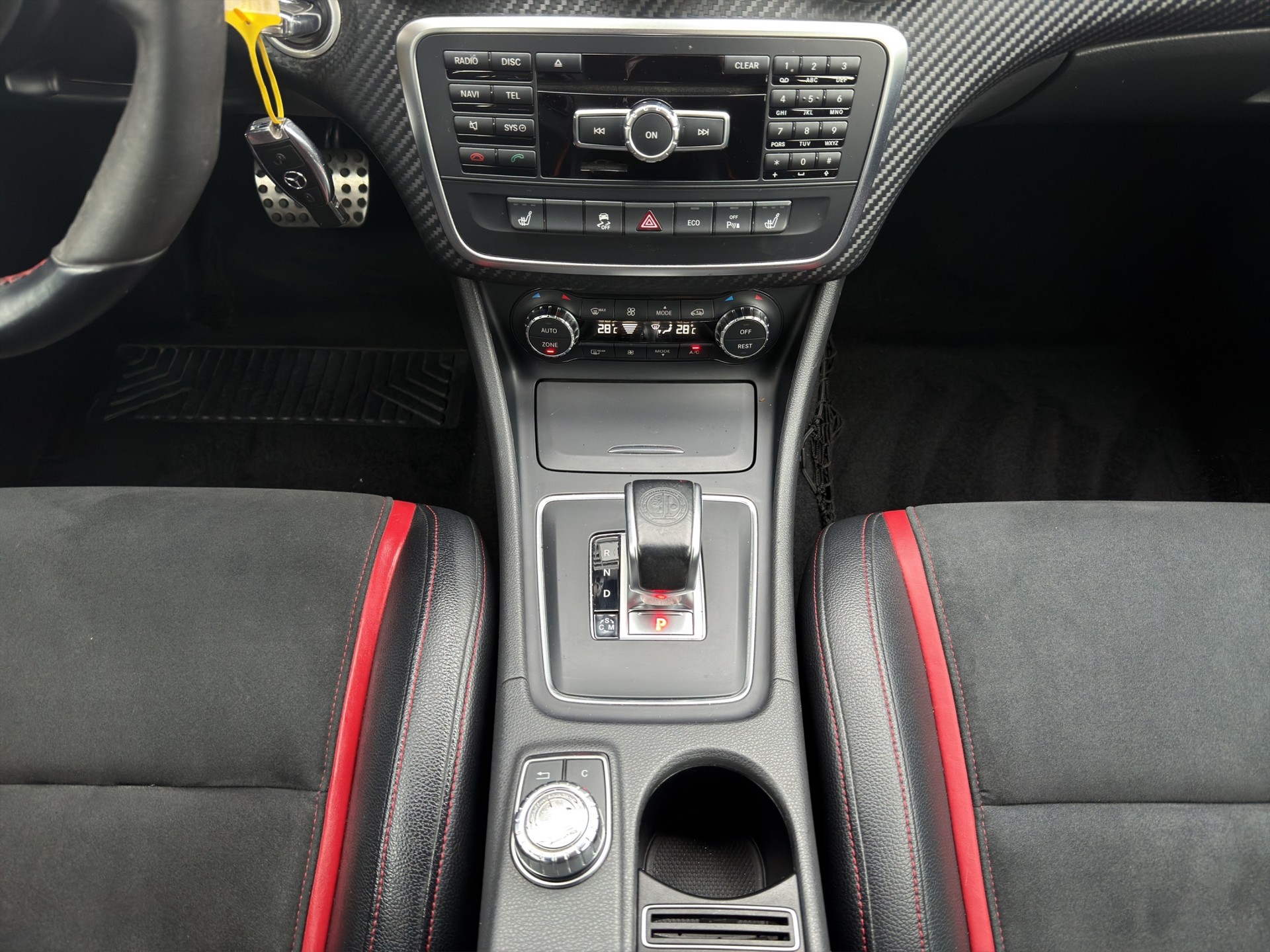 MERCEDES-BENZ A 45 AMG 4Matic Speedshift 7G-DCT-image-15