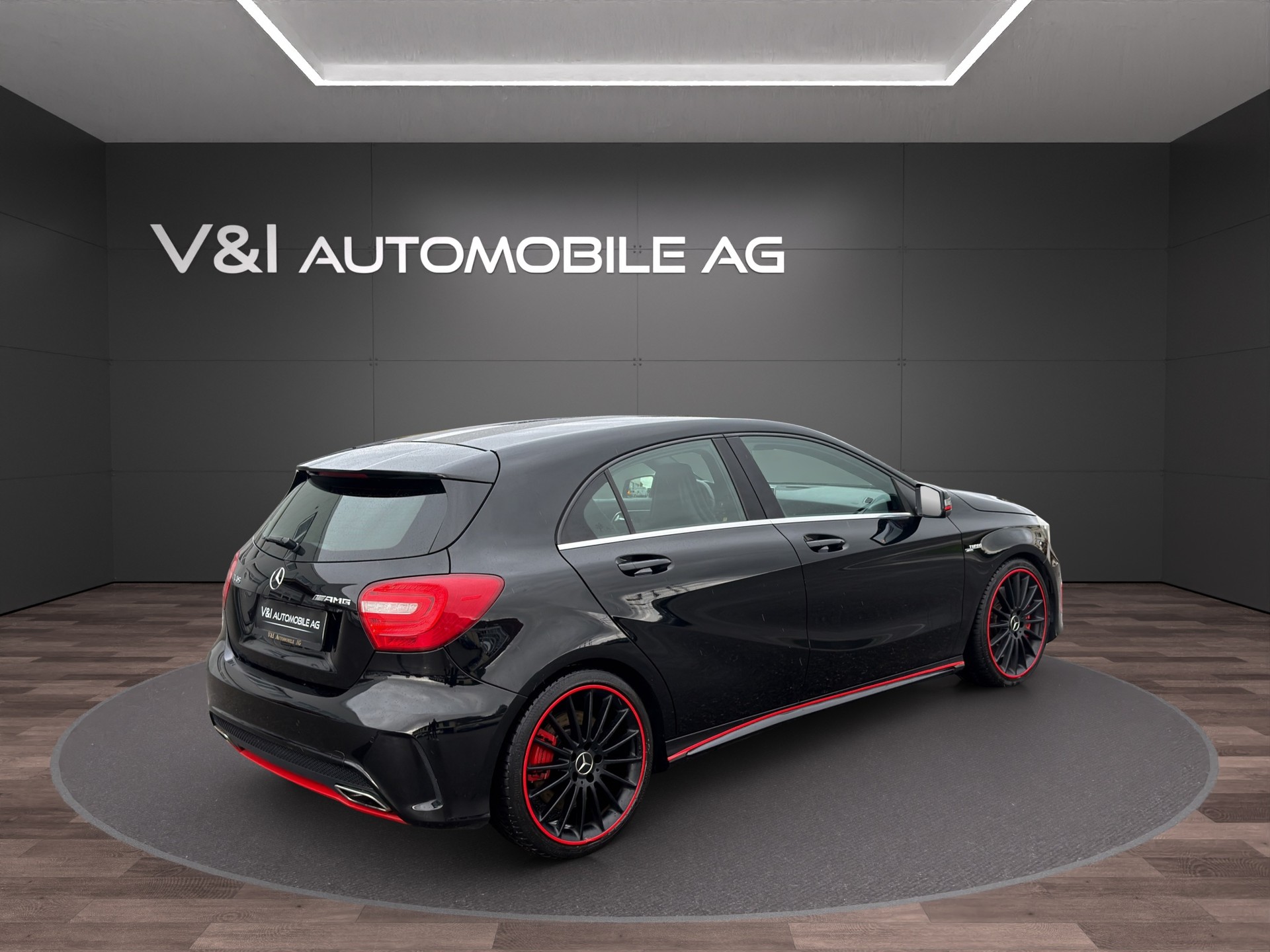 MERCEDES-BENZ A 45 AMG 4Matic Speedshift 7G-DCT-image-3