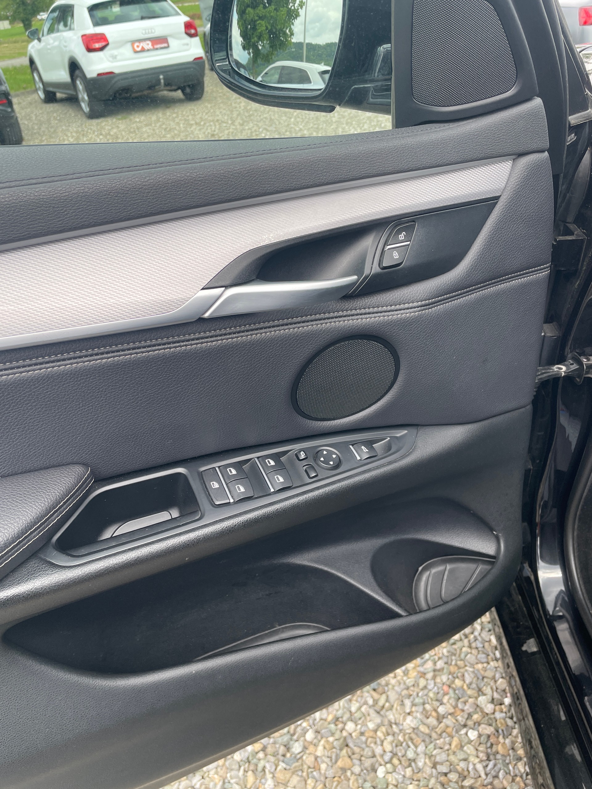 BMW X6 xDrive 40d Steptronic-image-18