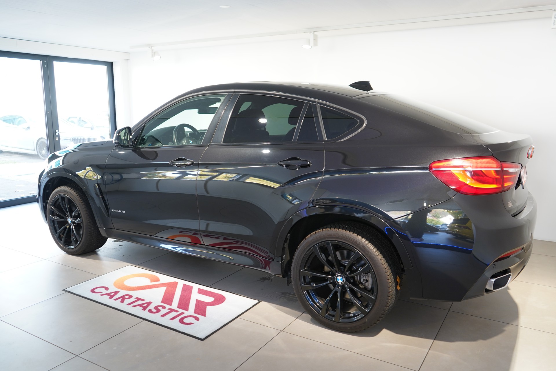 BMW X6 xDrive 40d Steptronic-image-2